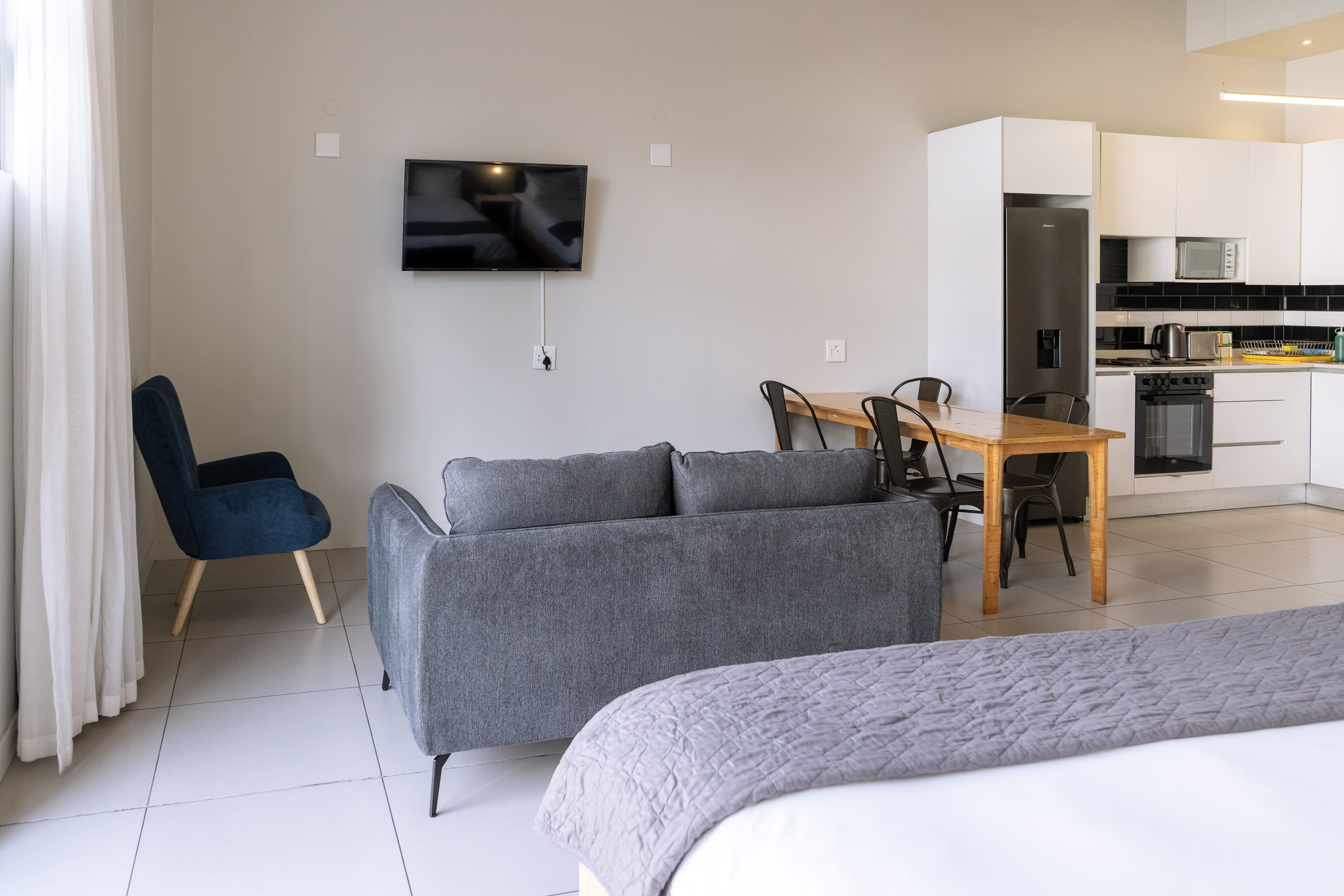 Studio Two Double Beds One Bedroom 