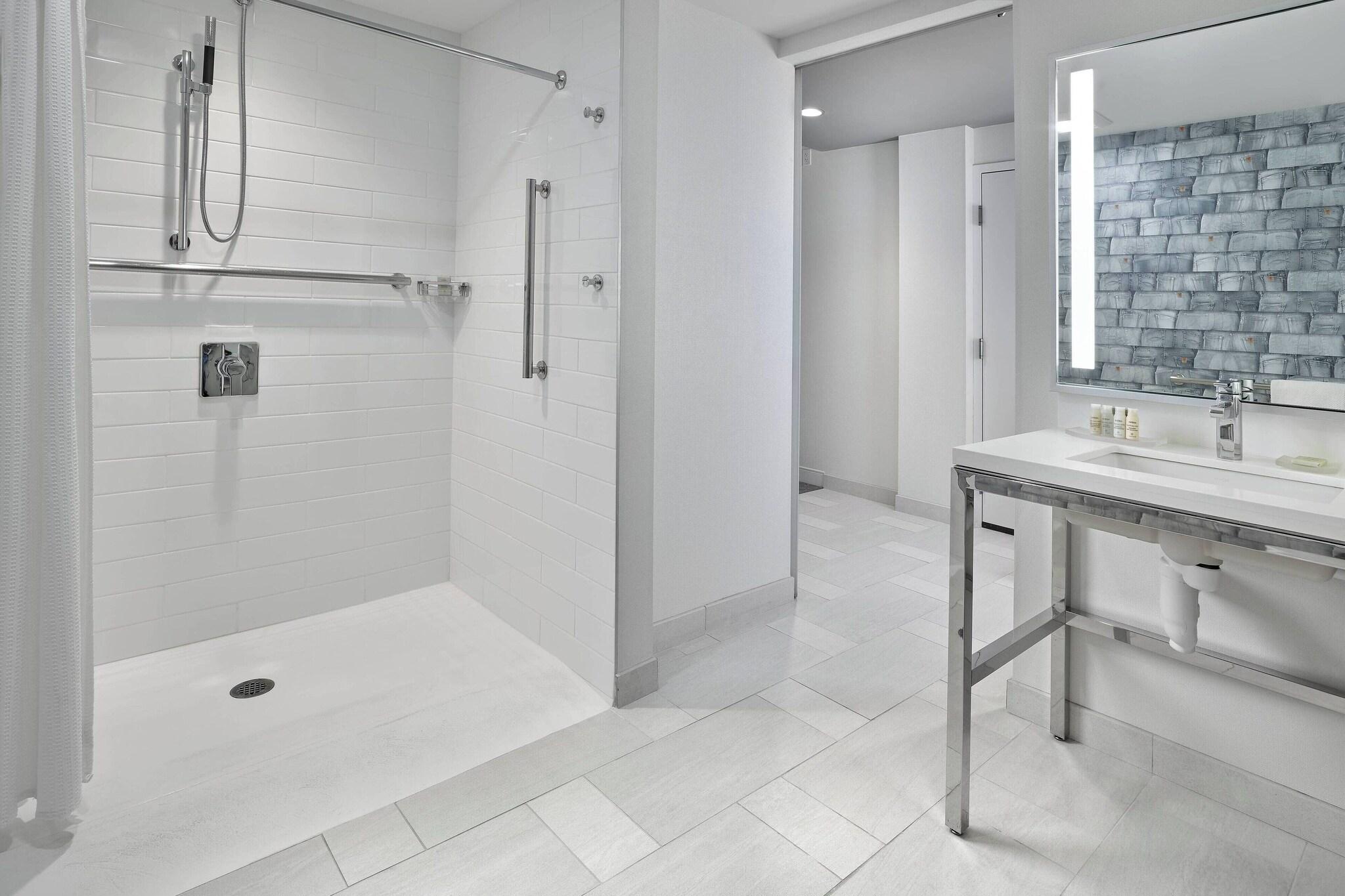 Double Club King Bed