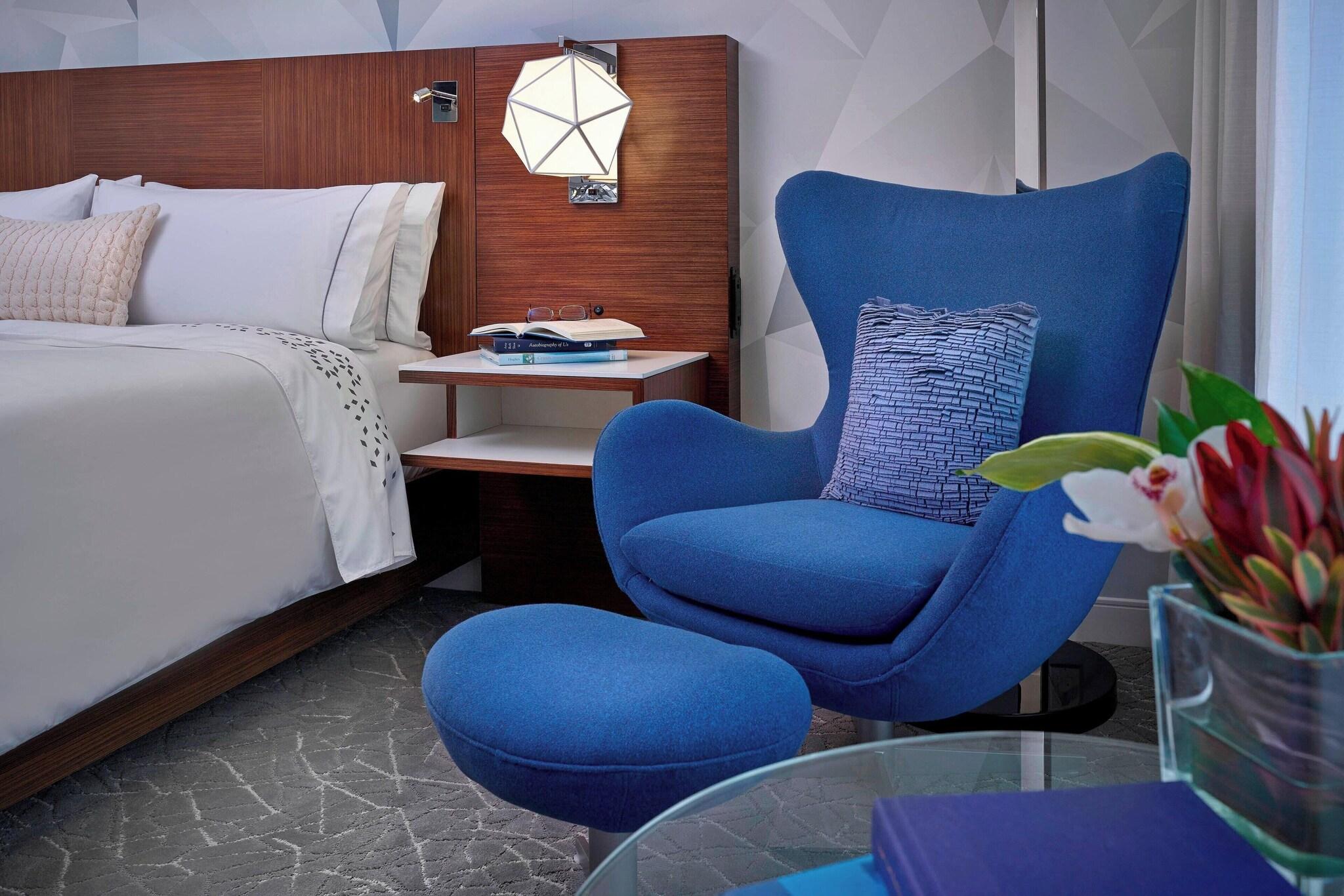 Double Club King Bed