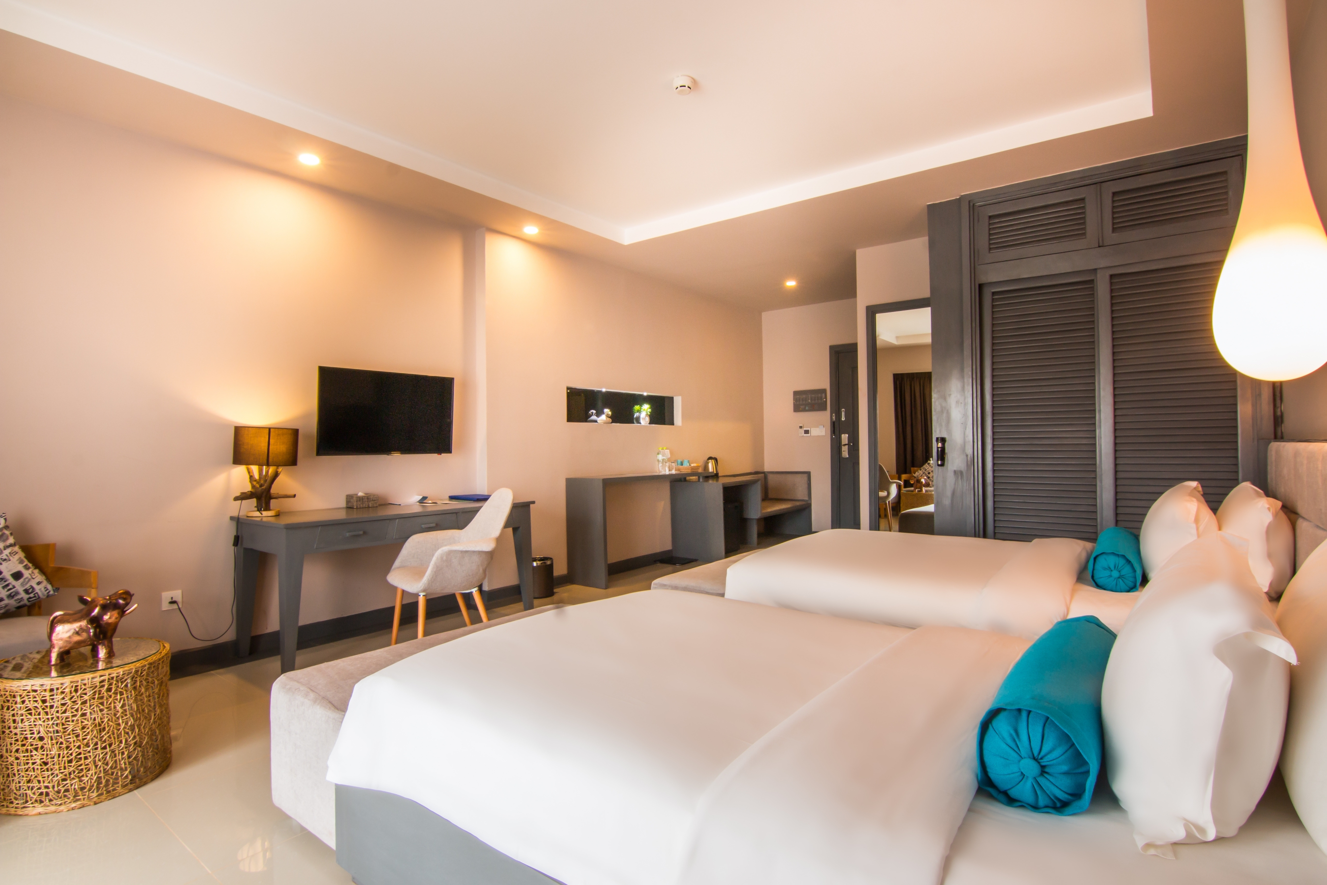 Twin Deluxe Garden View