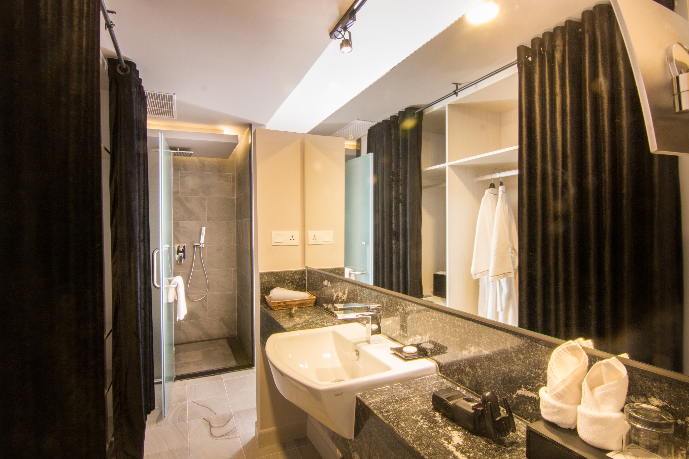 Twin Superior City View