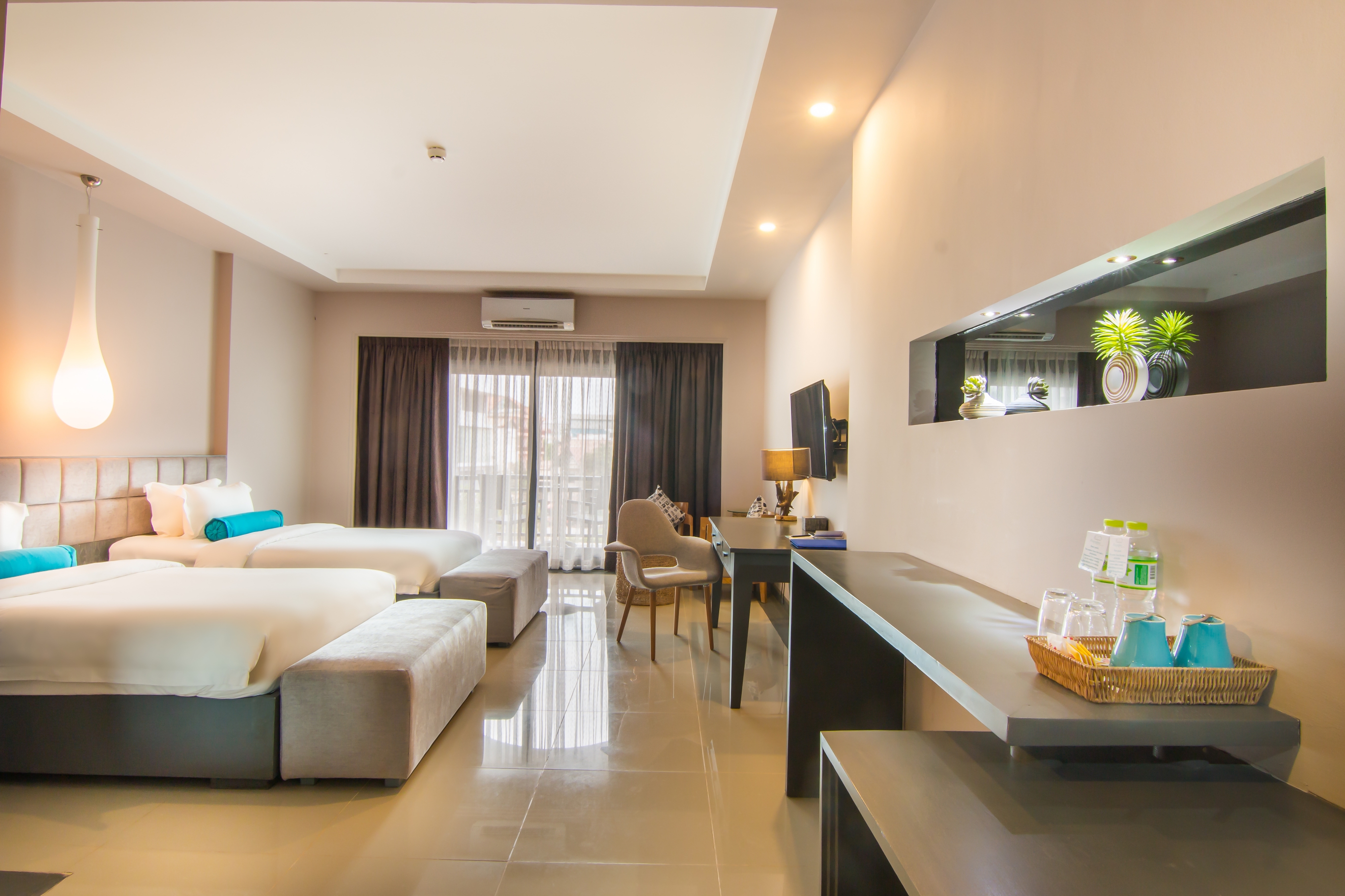 Twin Superior City View