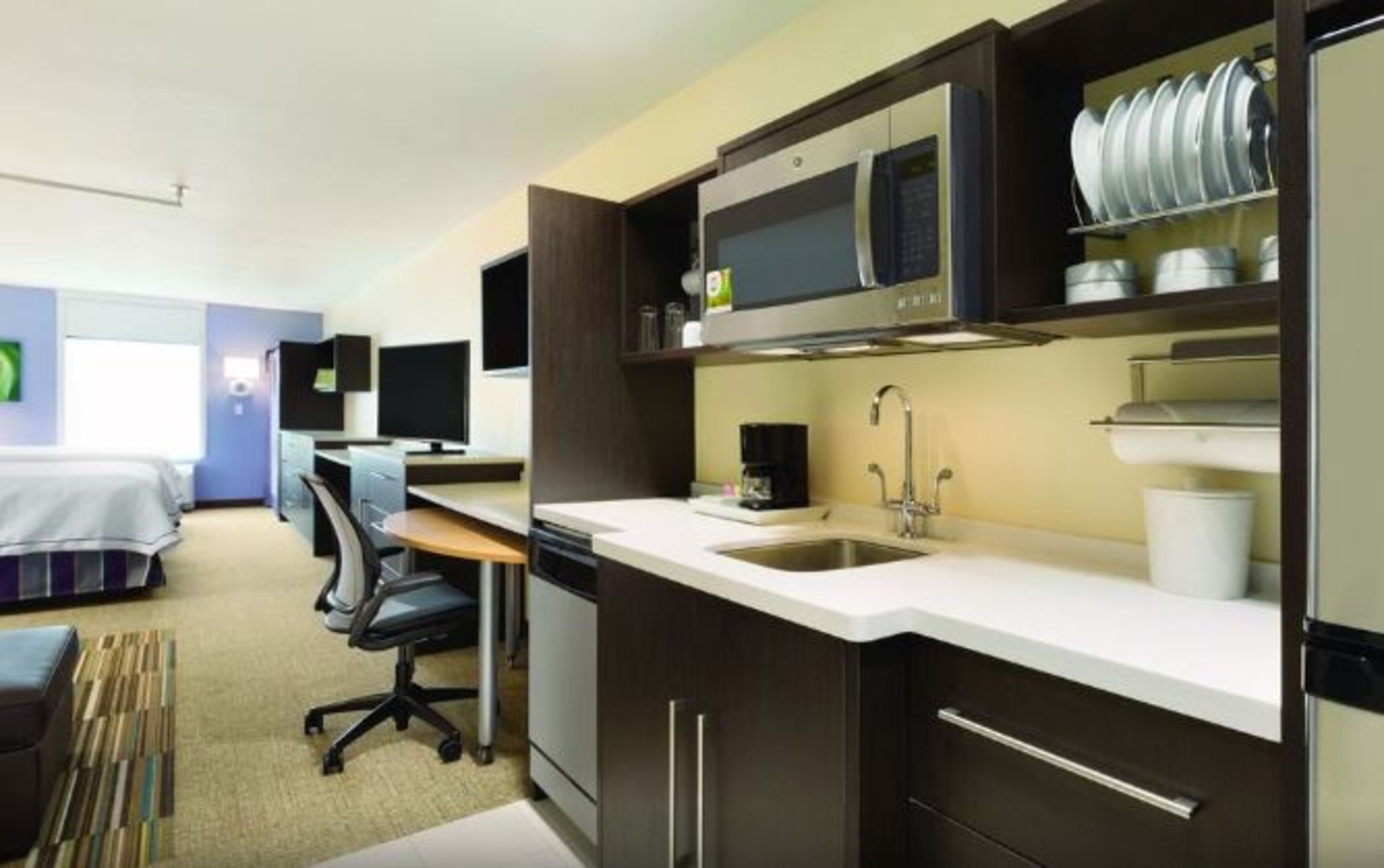 Studio King Bed Non Smoking