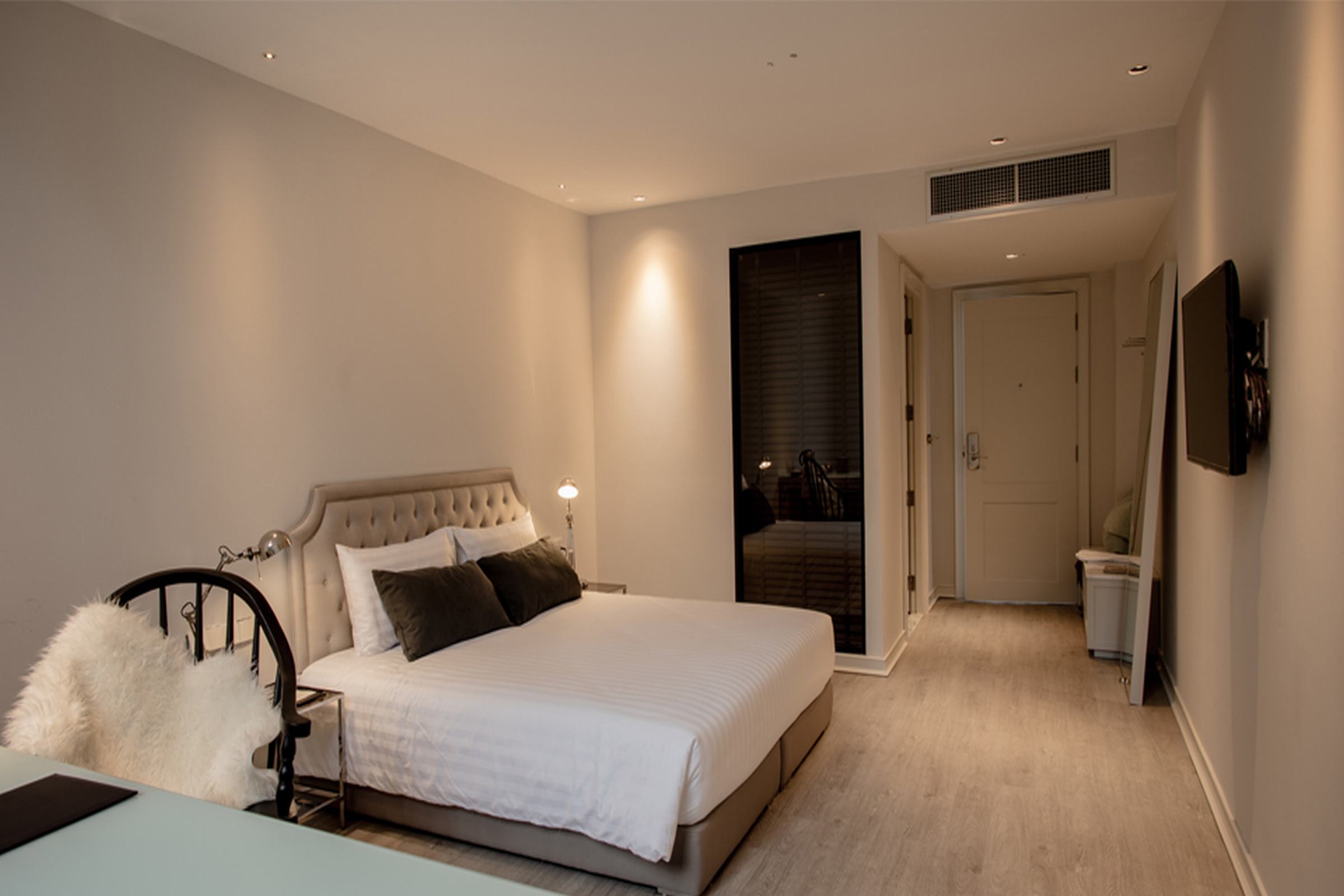 Double Executive King Bed