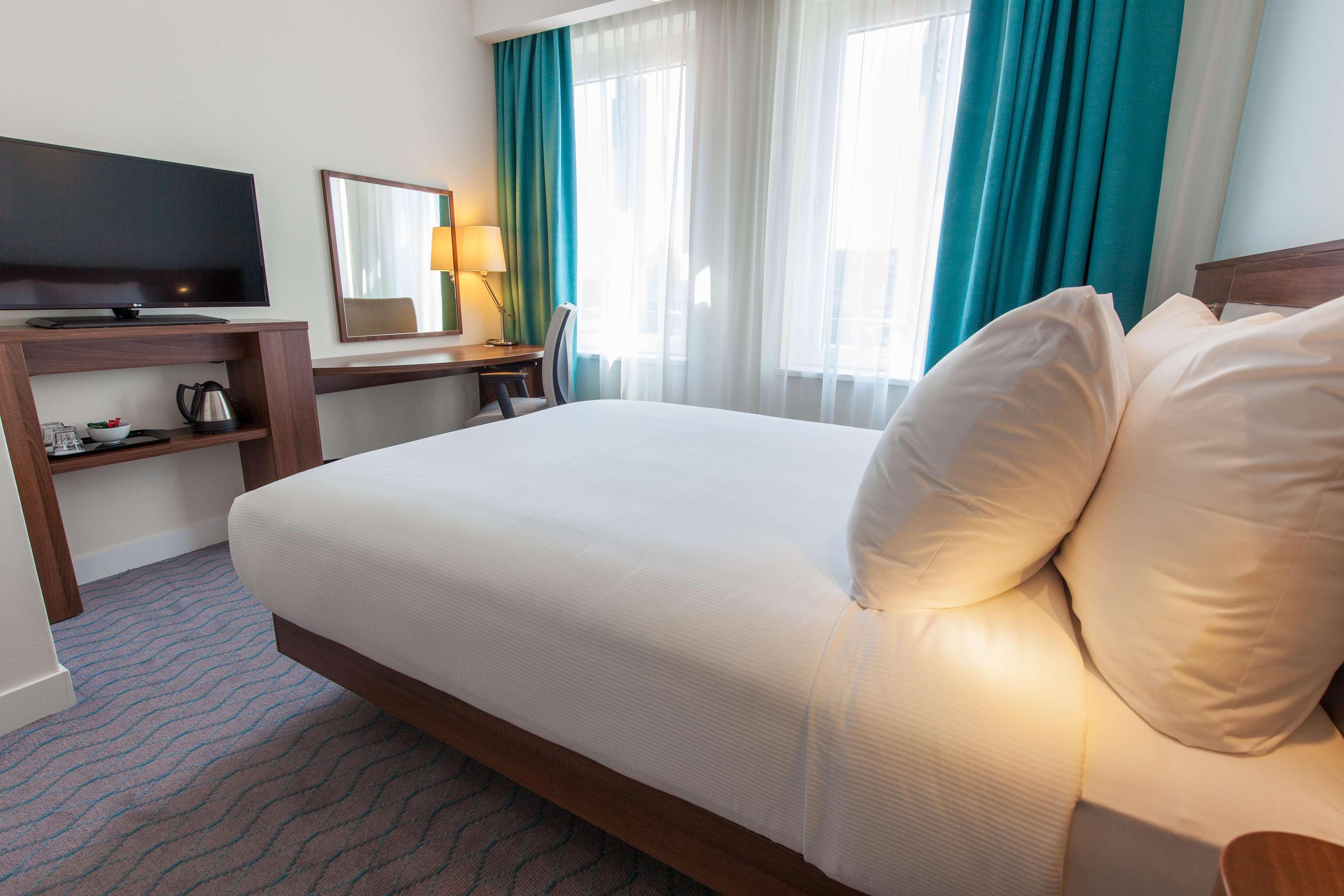 Double Queen Size Bed