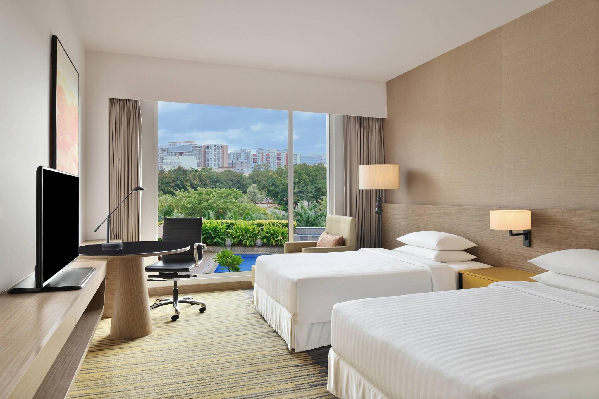 Double City View King Bed