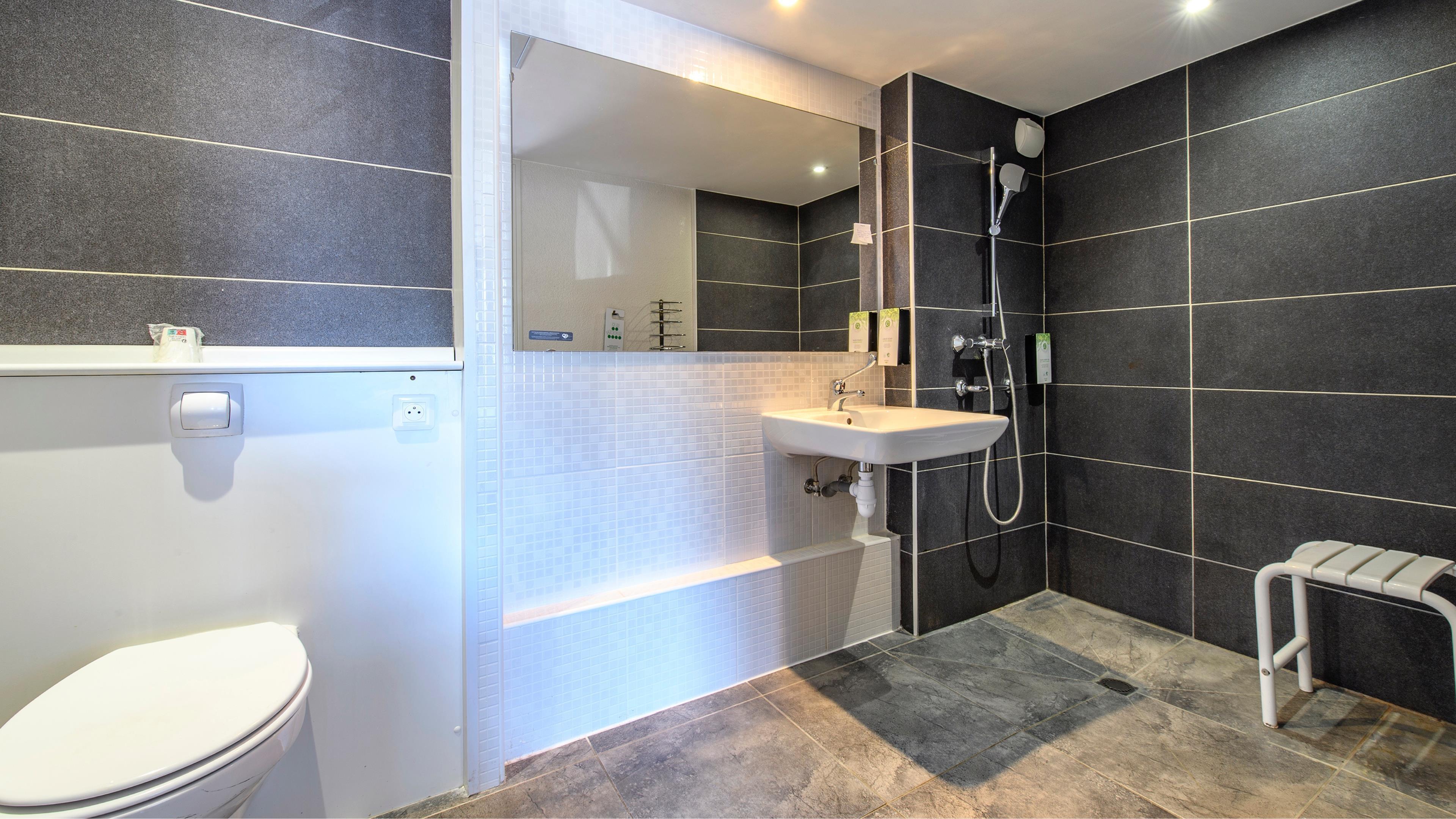 Double Queen Size Bed