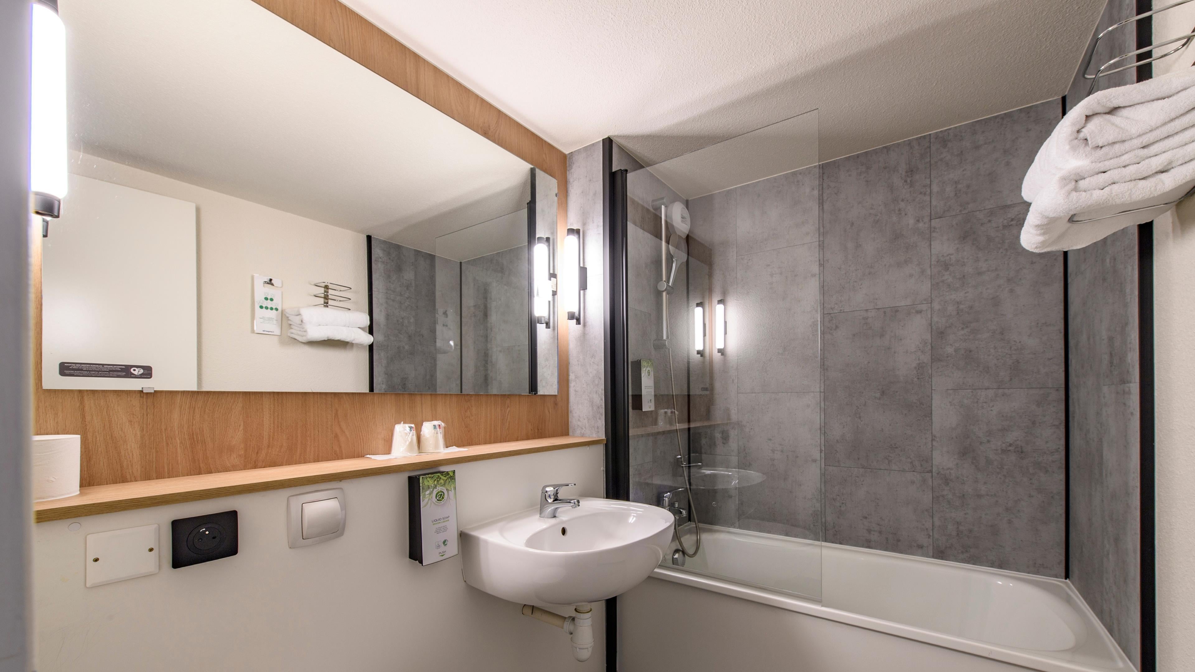 Double Superior King Bed