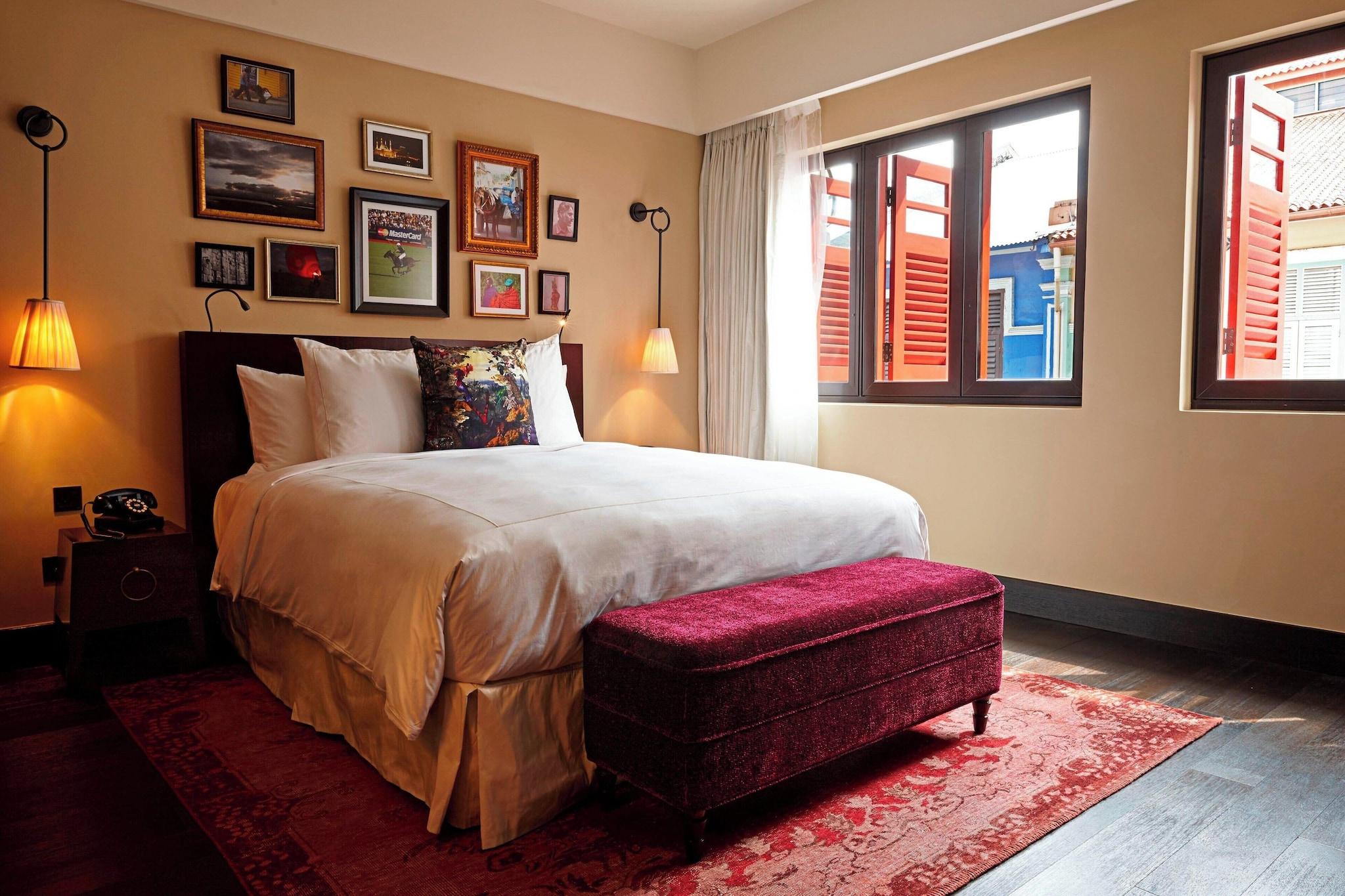 Double Deluxe King Bed