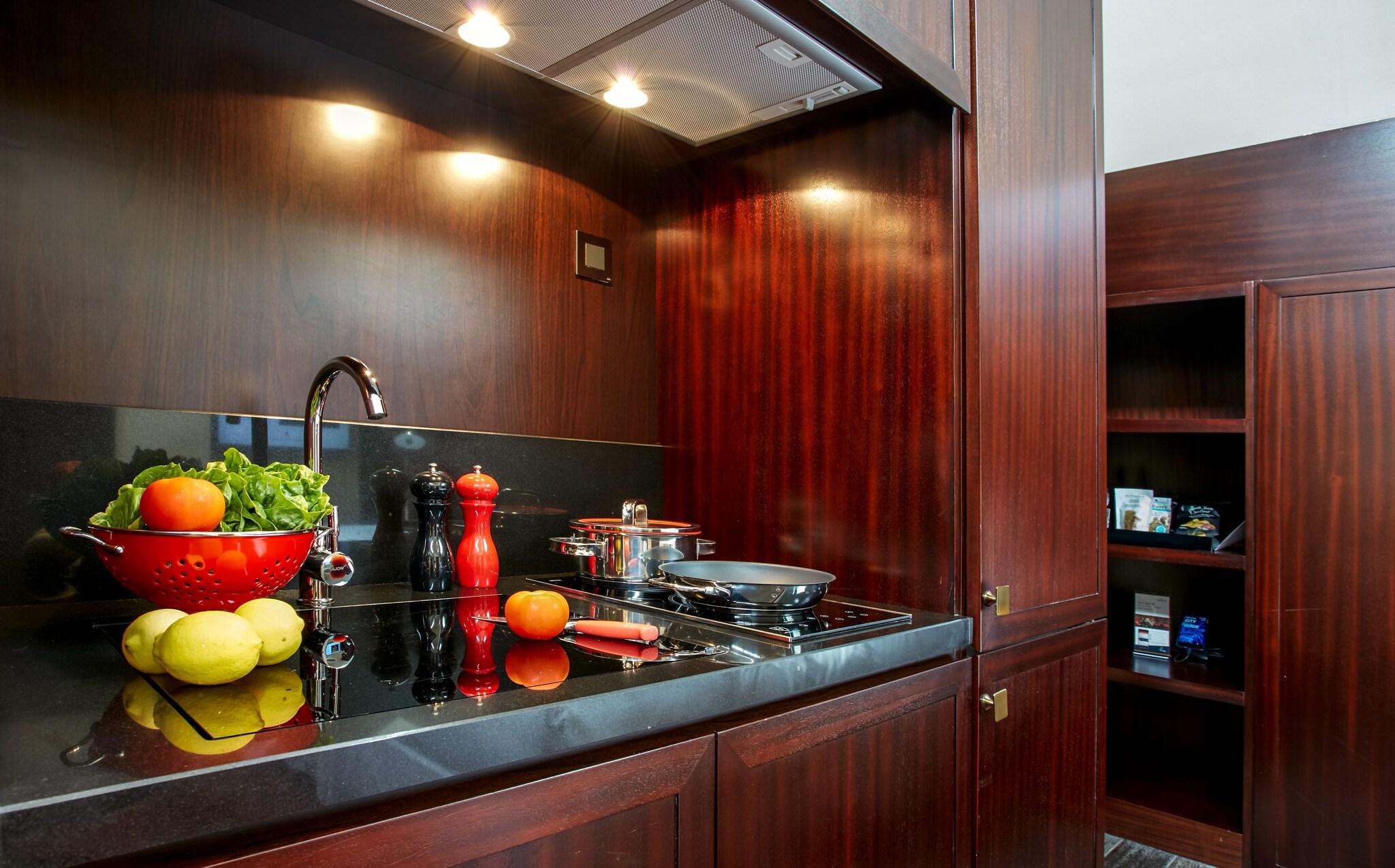 Suite Executive King Bed