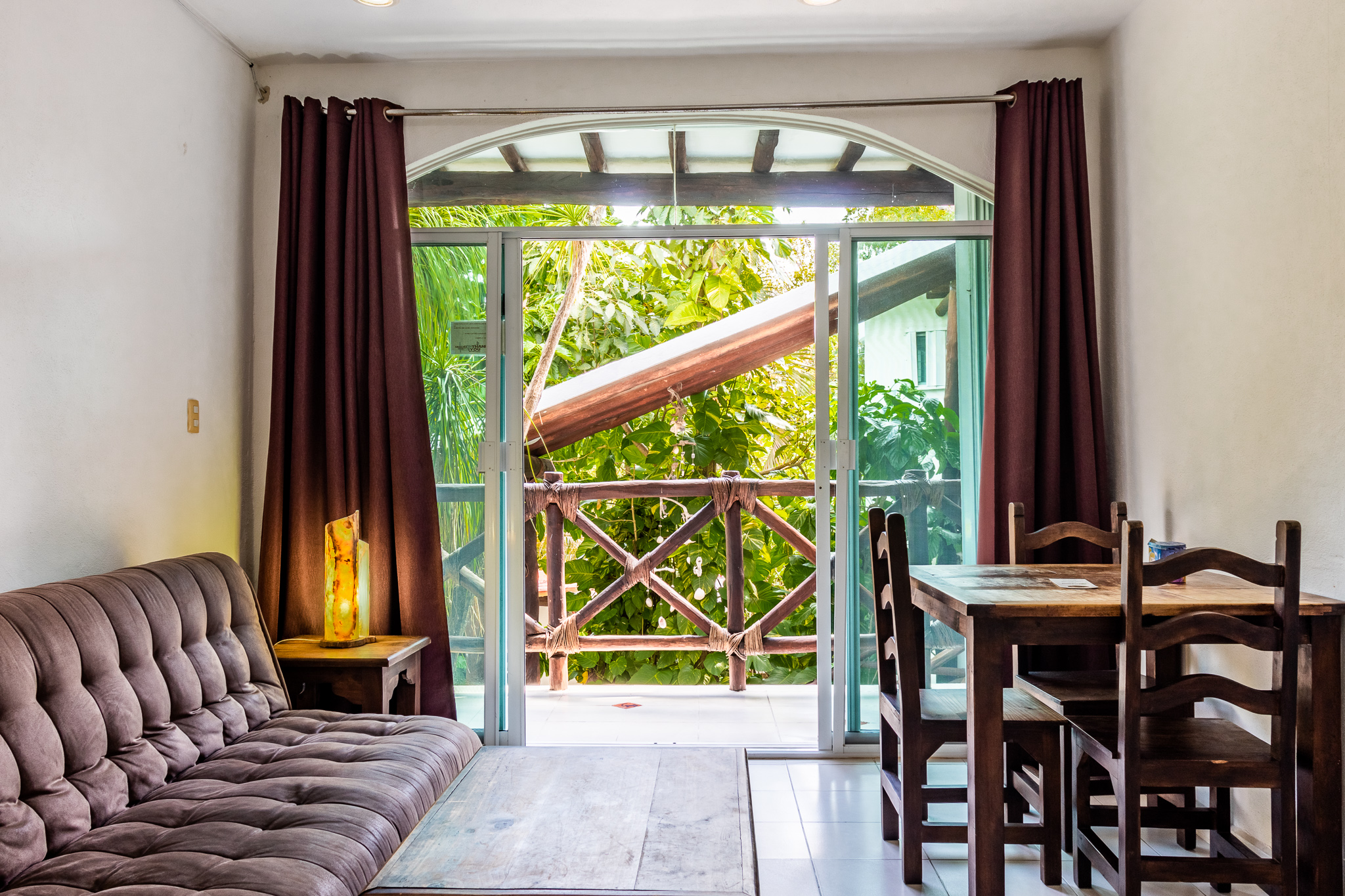 Studio King Size Bed