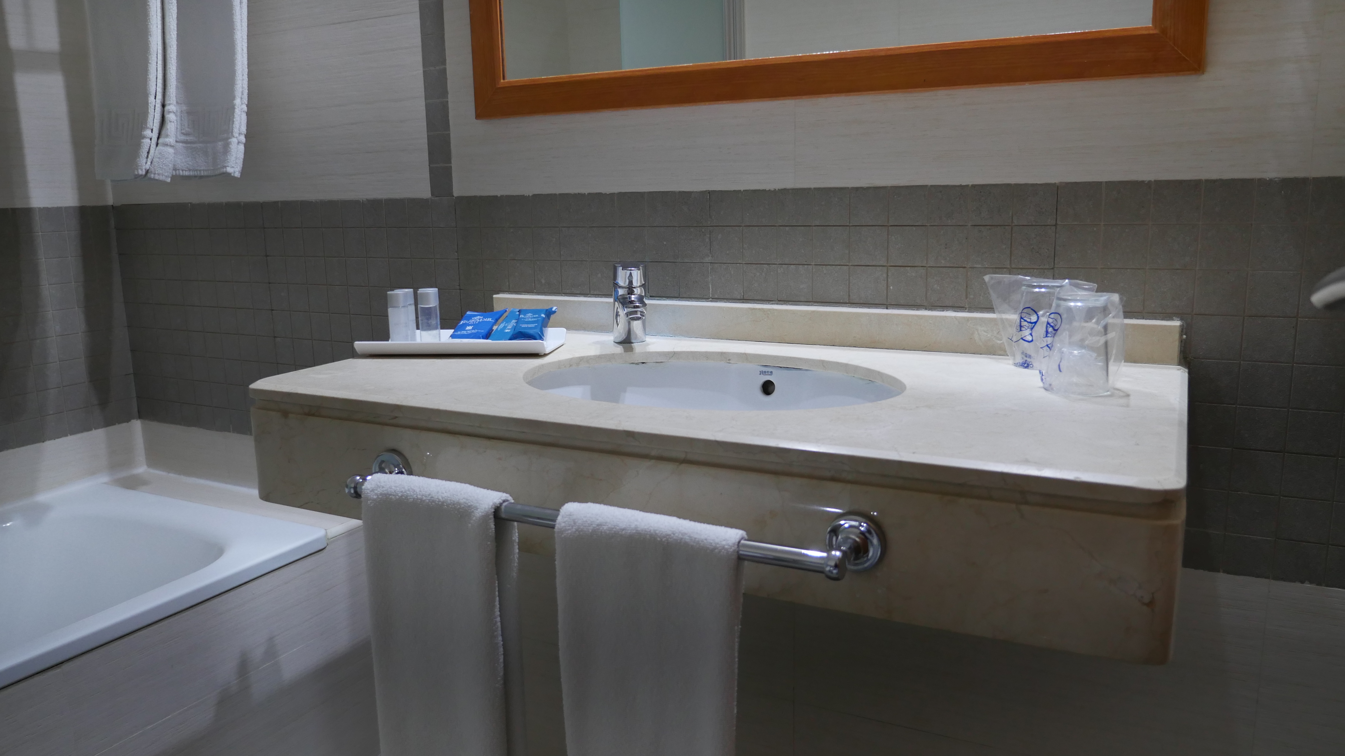 Double or Twin Standard