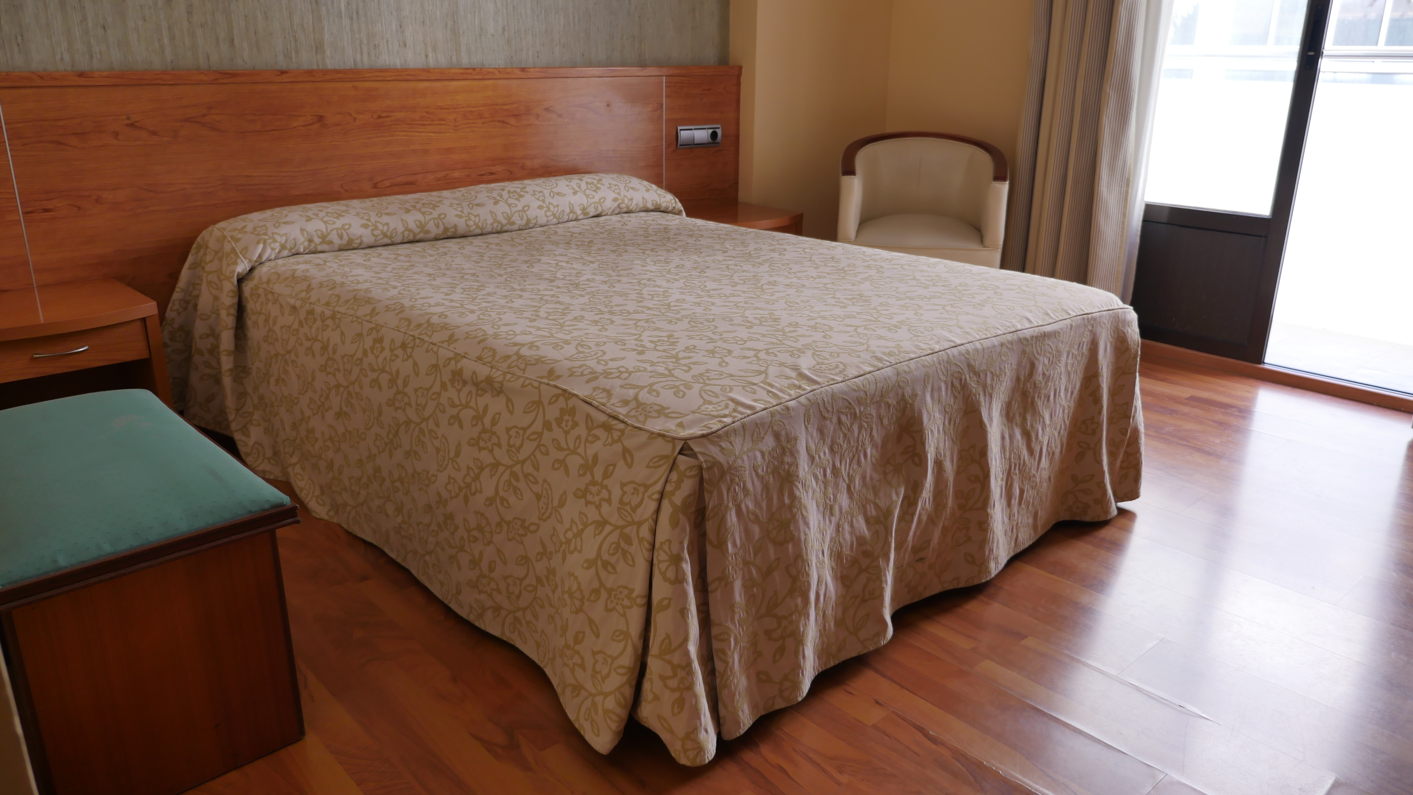 Double or Twin Standard