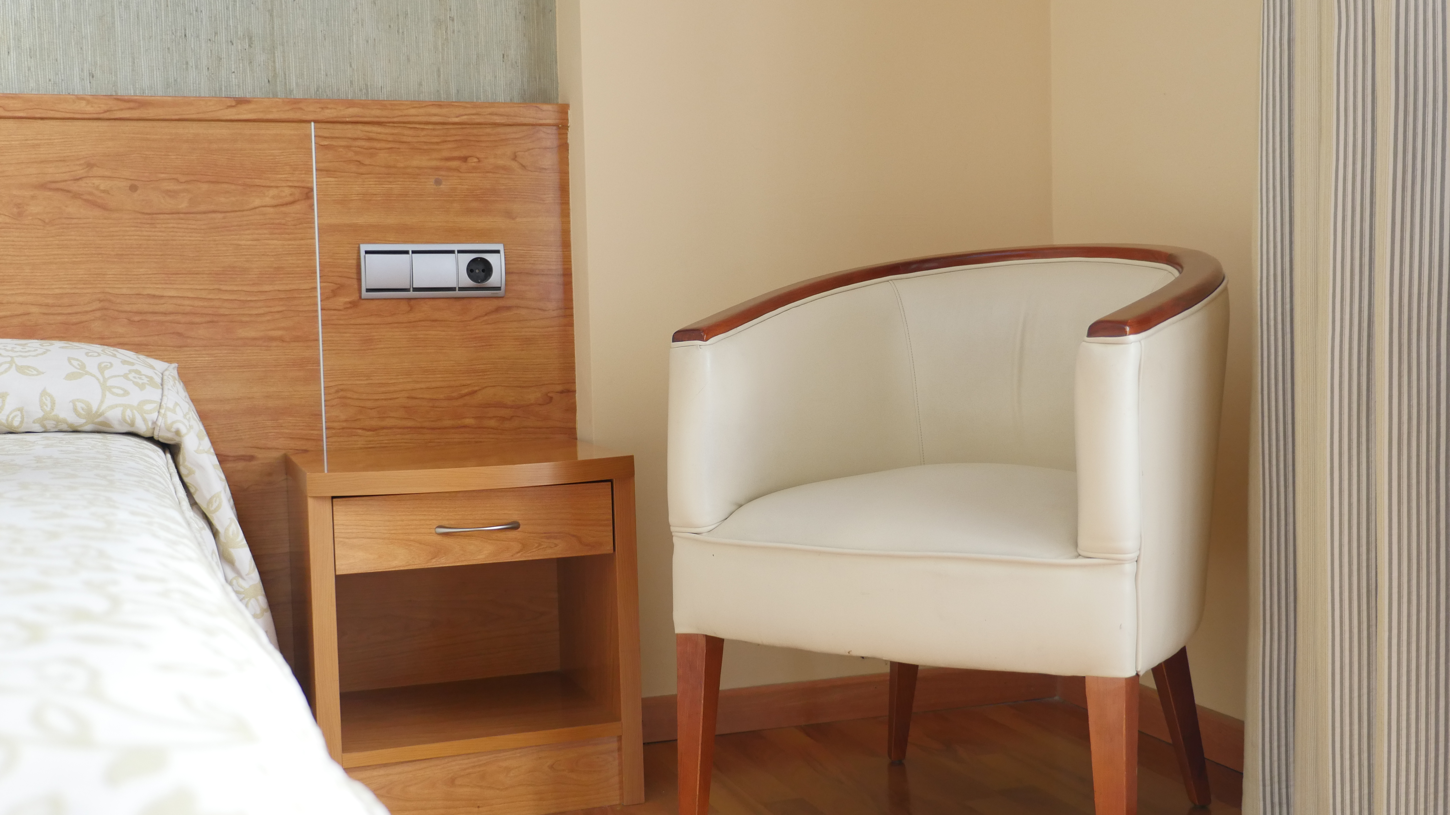 Double or Twin Standard