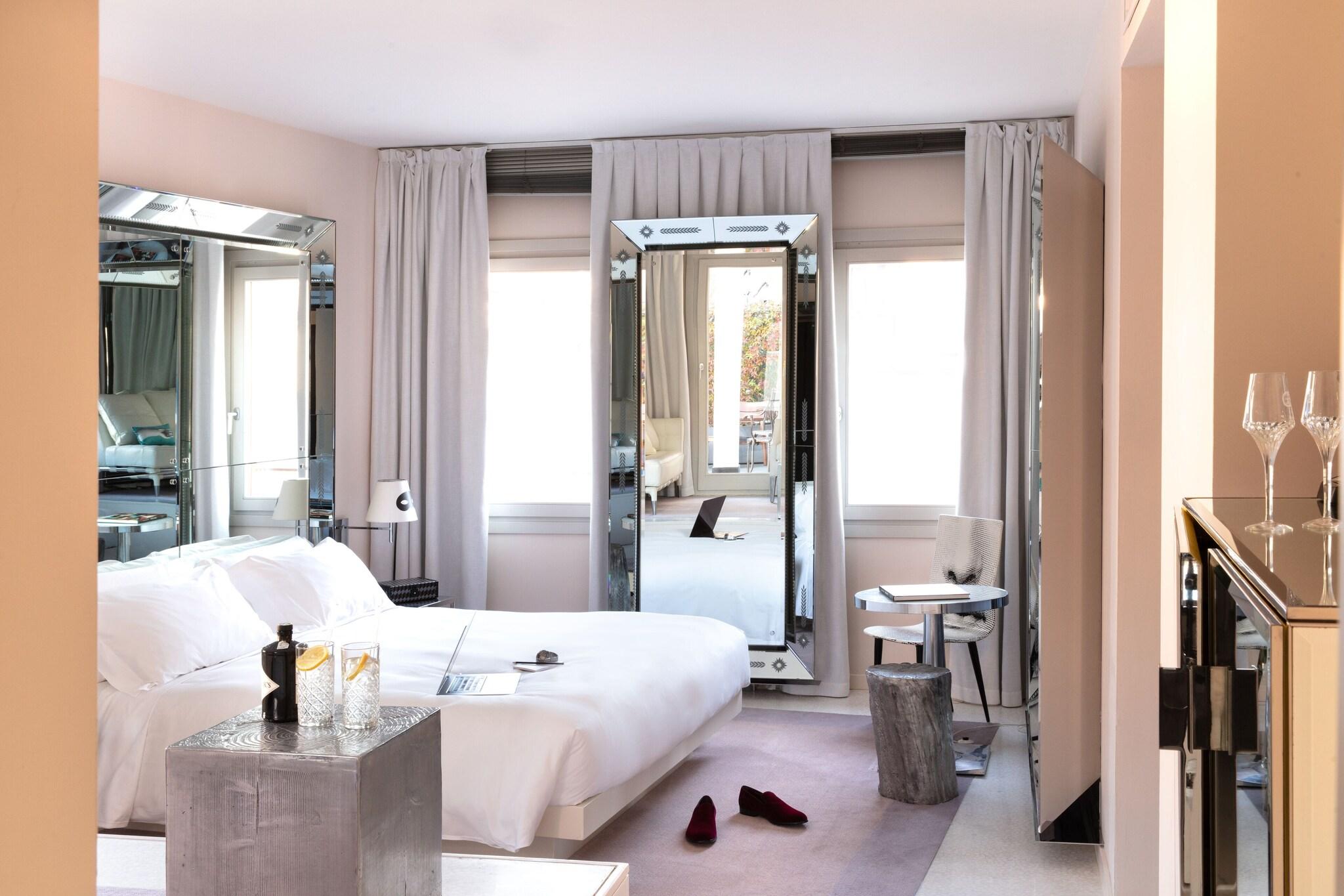 Junior Suite King Size Bed