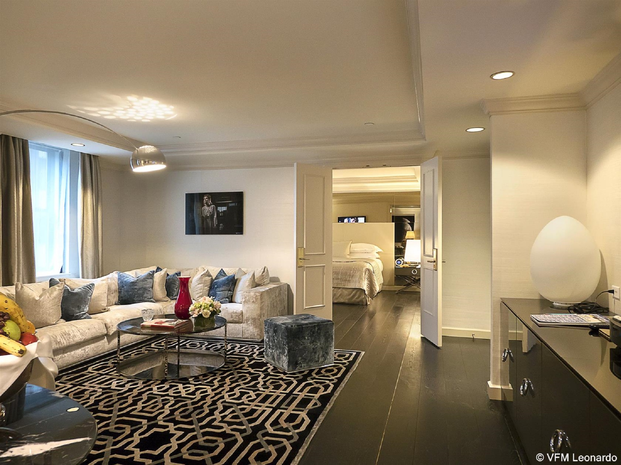 Studio Two King Beds