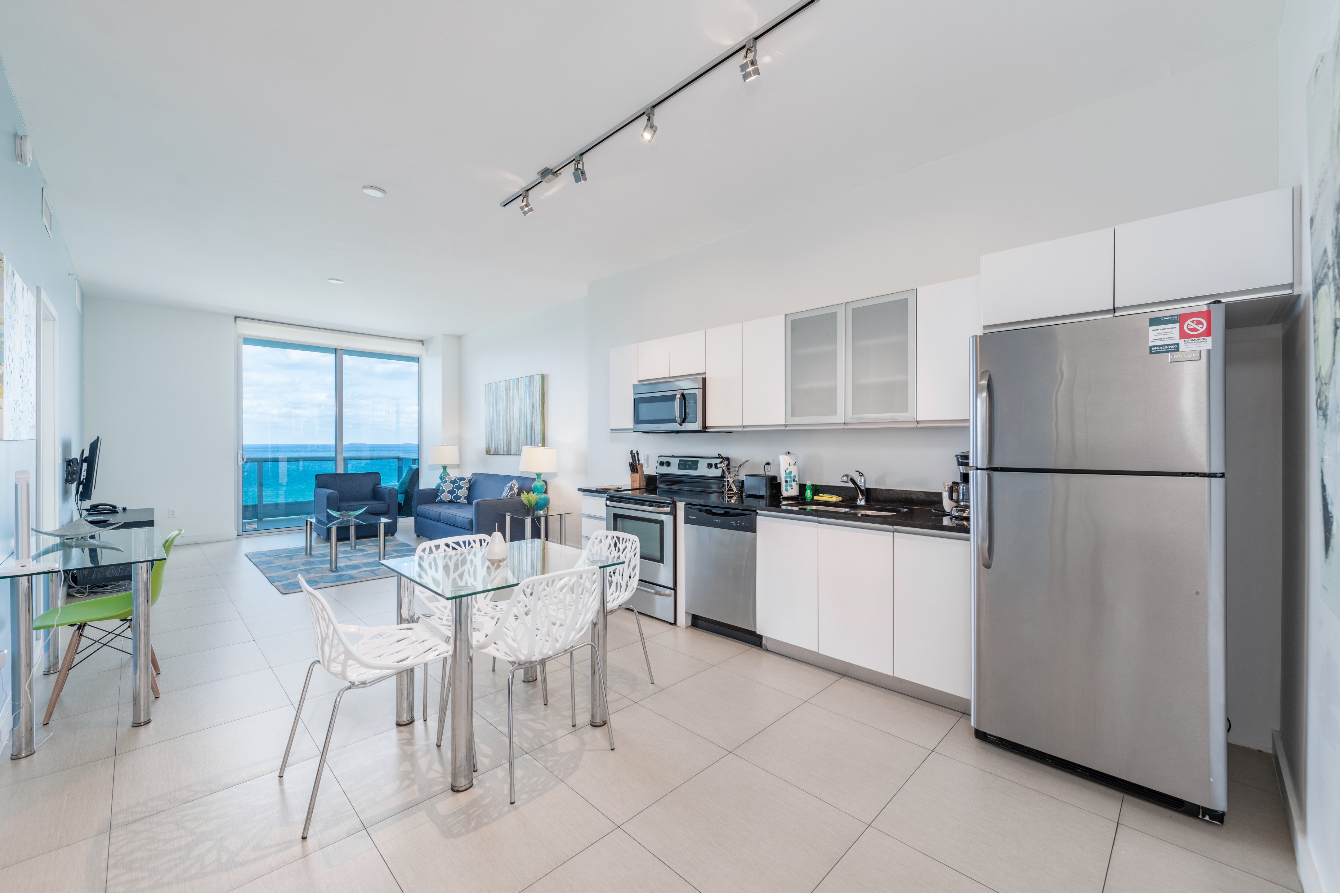 Apartment Deluxe Ocean Front