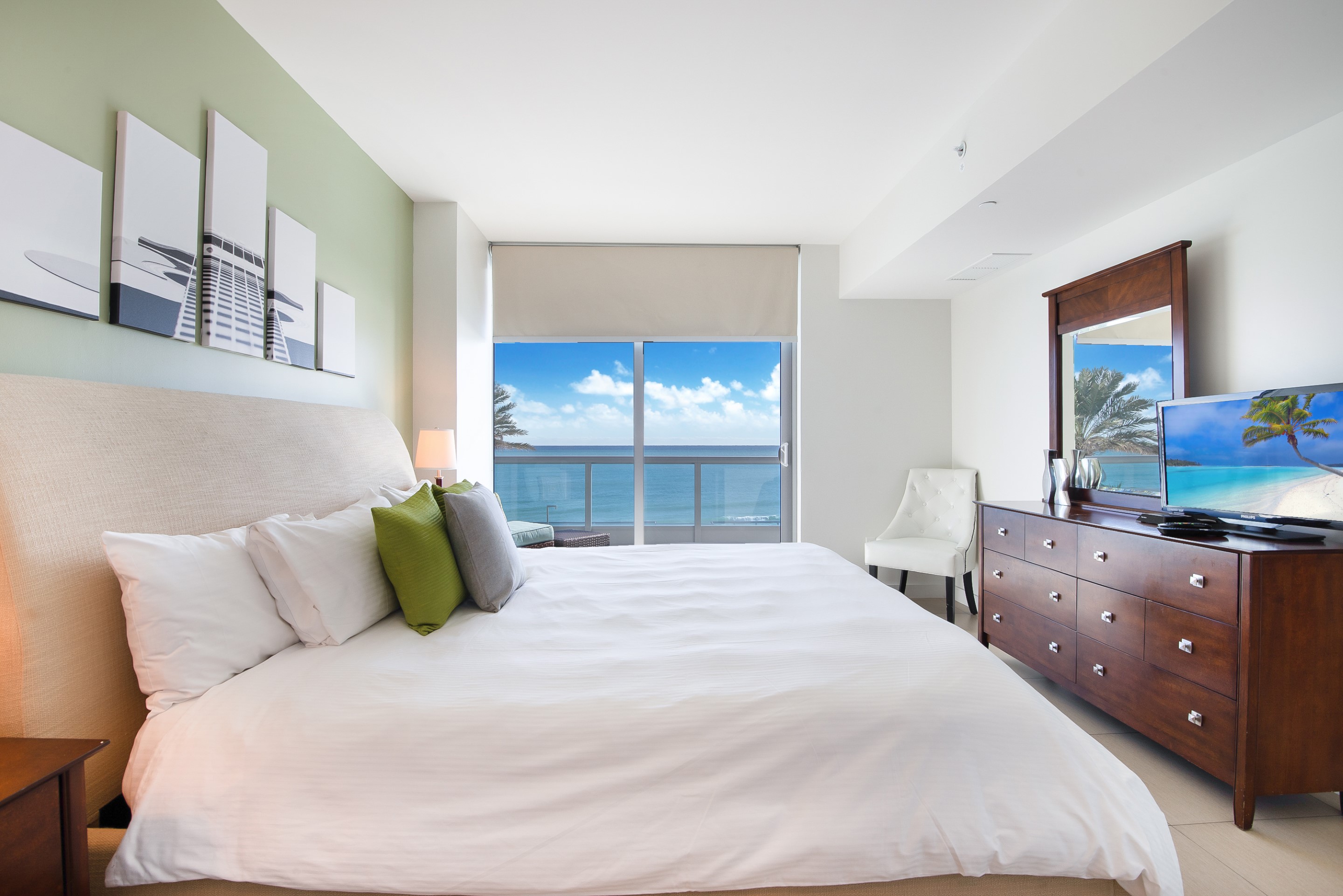 Apartment Ocean Front One Bedroom