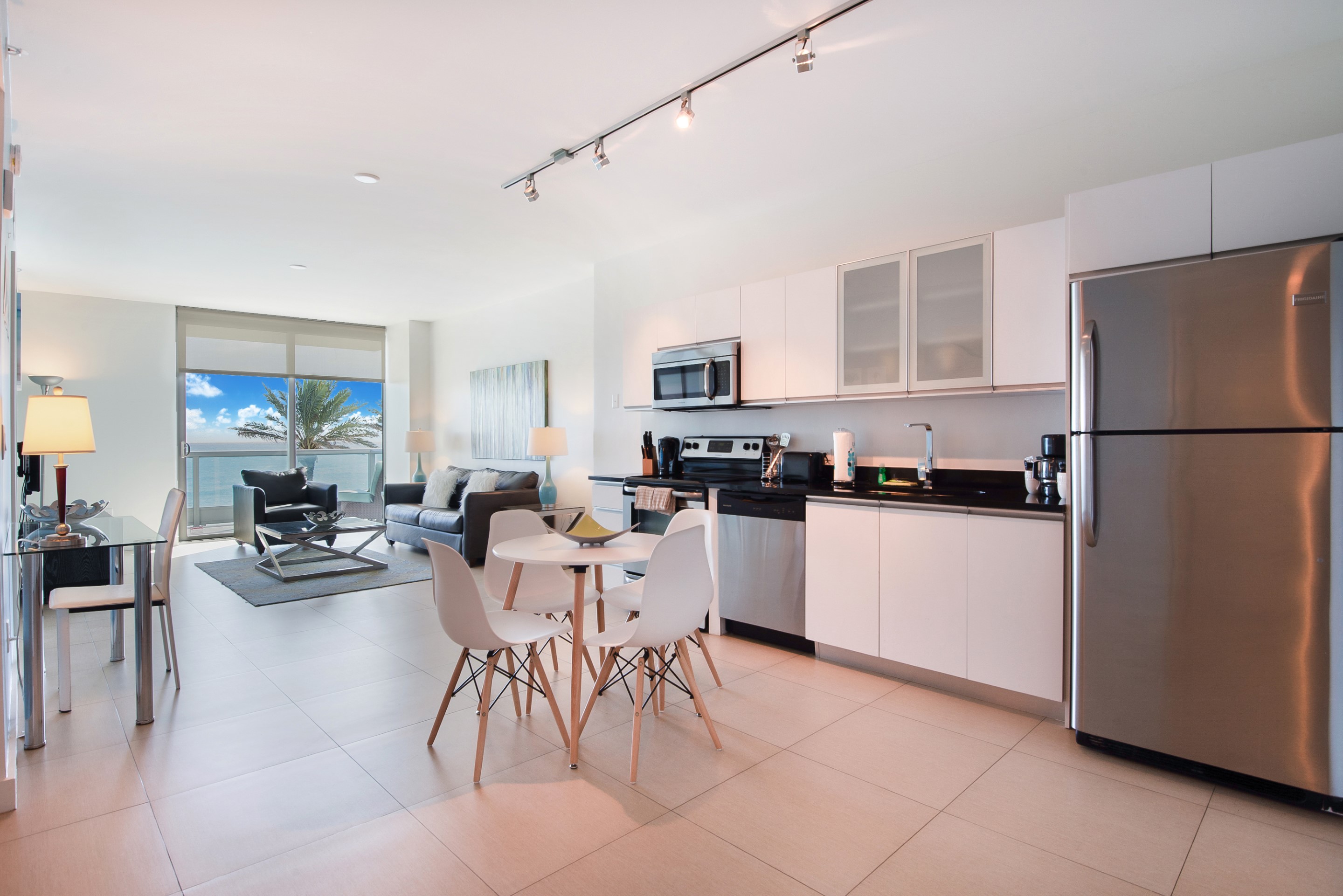 Apartment Ocean Front One Bedroom