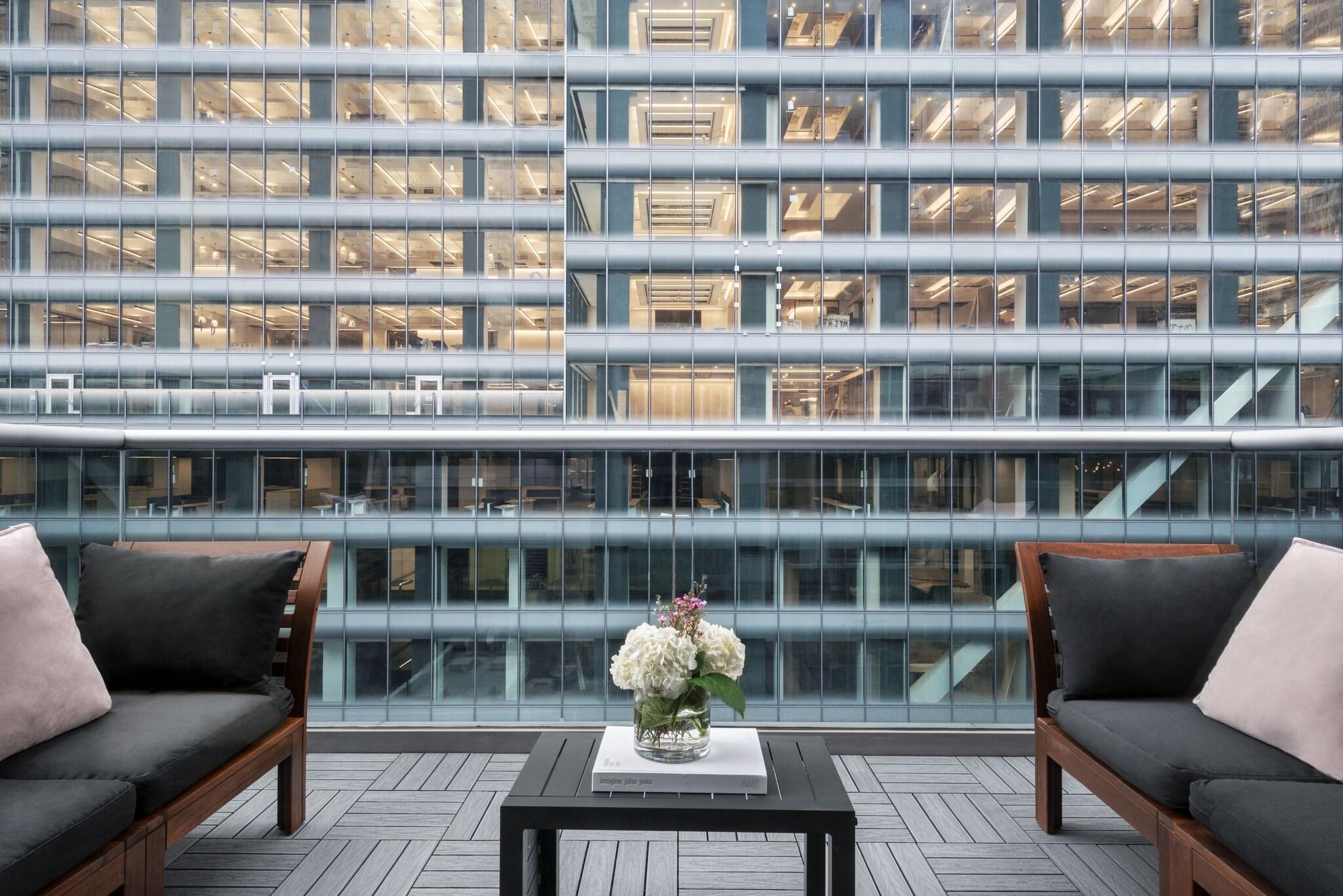 Double Accessible with Views