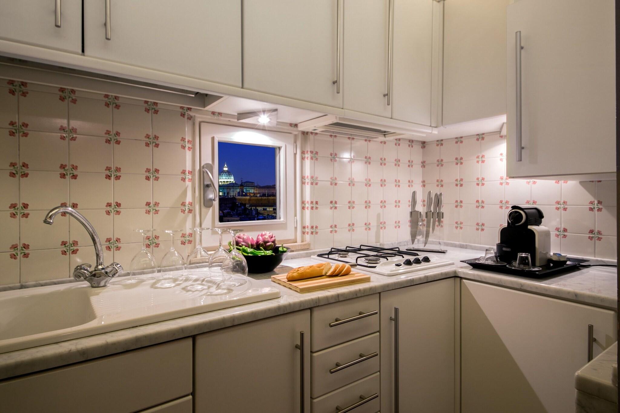 Suite City View King Bed