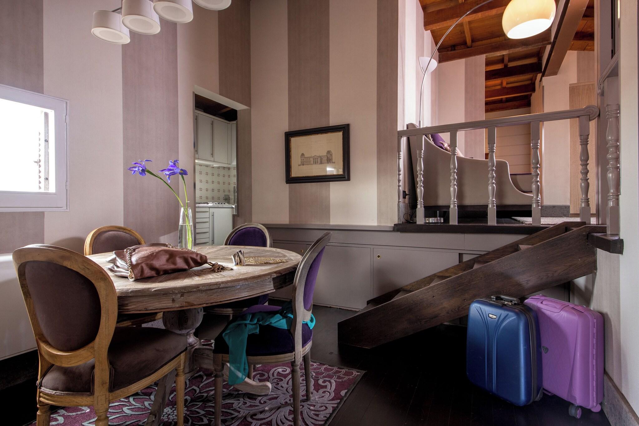 Suite City View King Bed