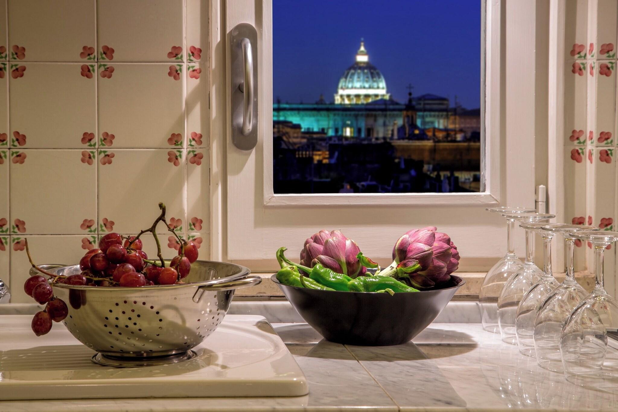 Suite City View King Bed