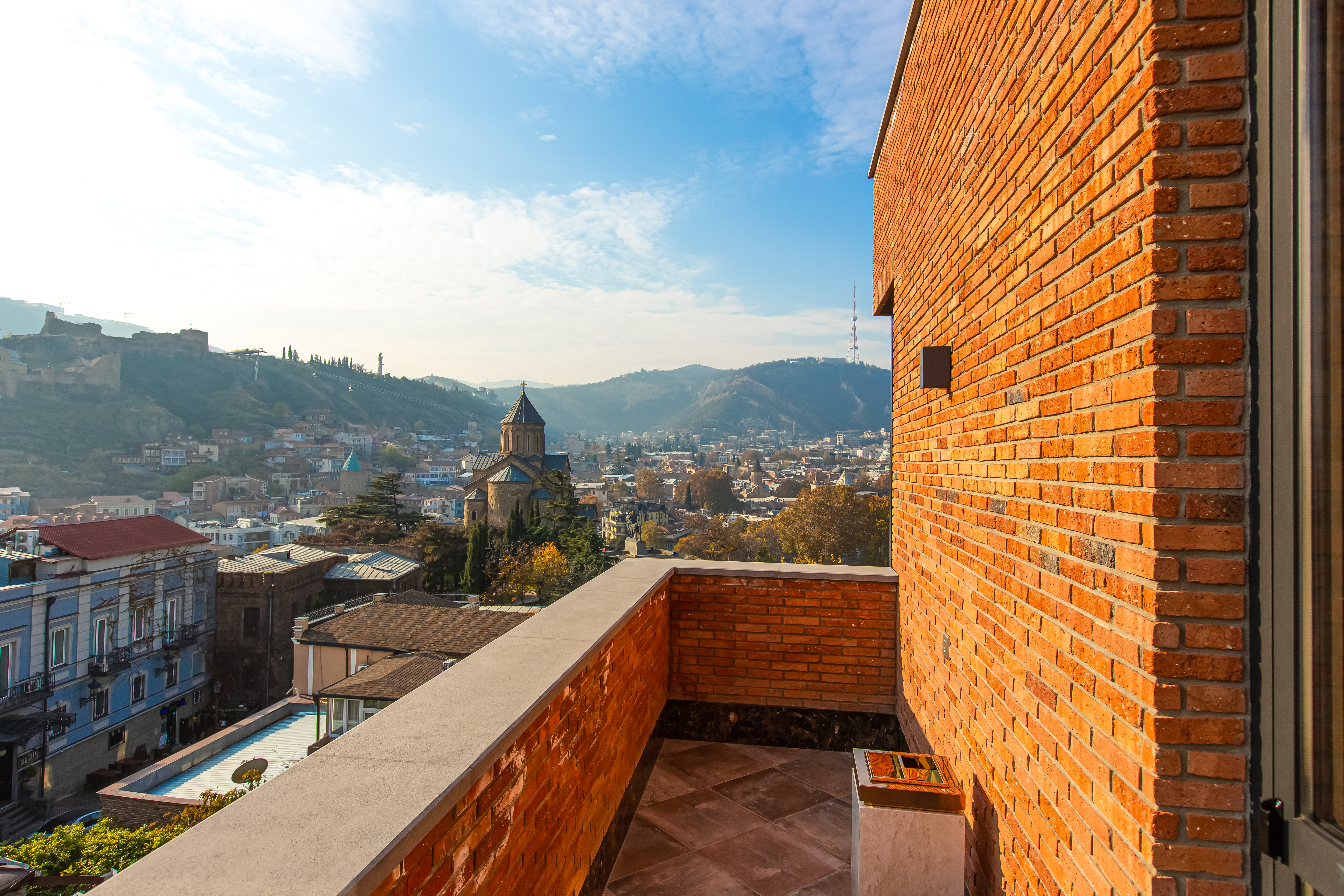 Twin Superior One Bedroom