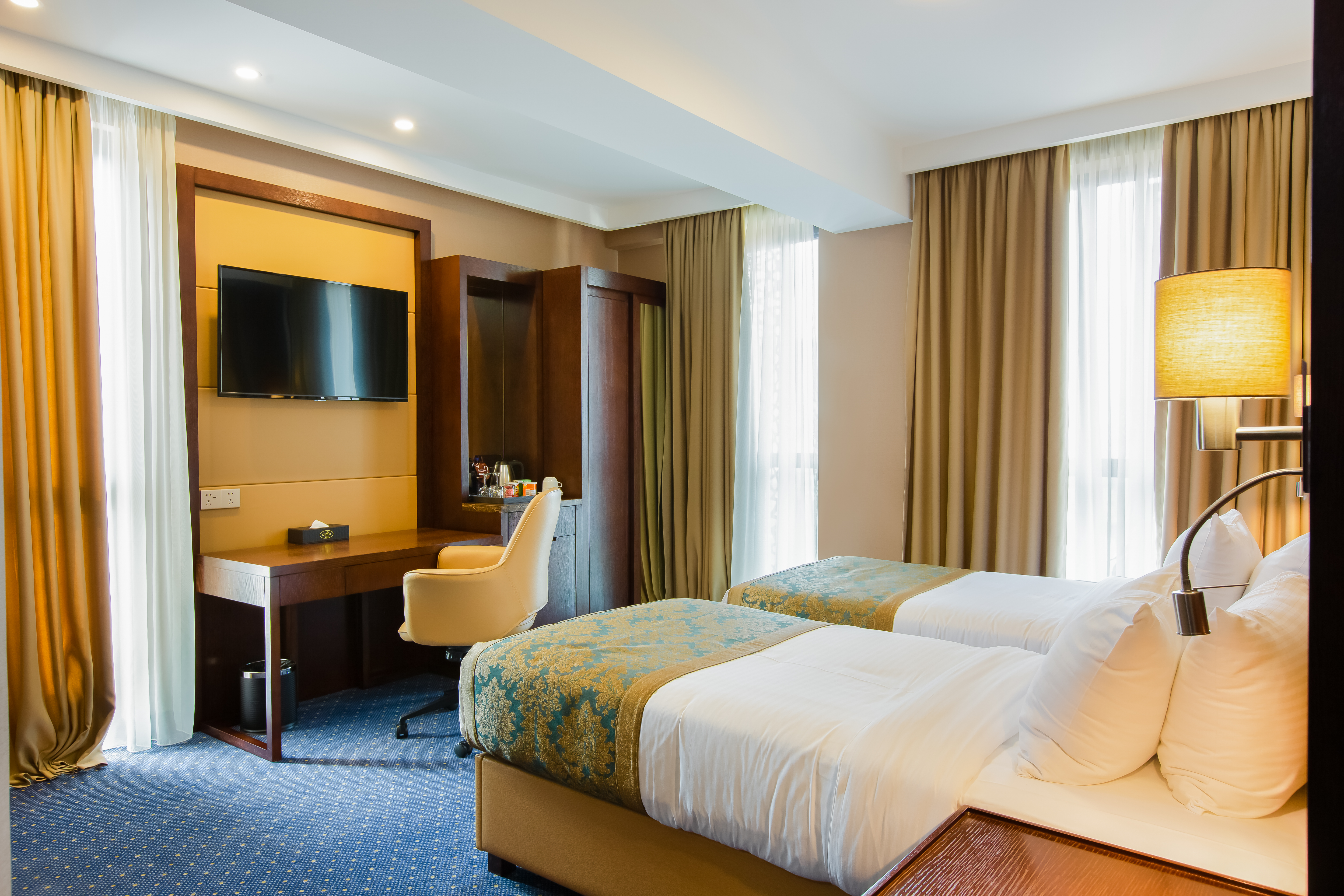 Twin Superior One Bedroom