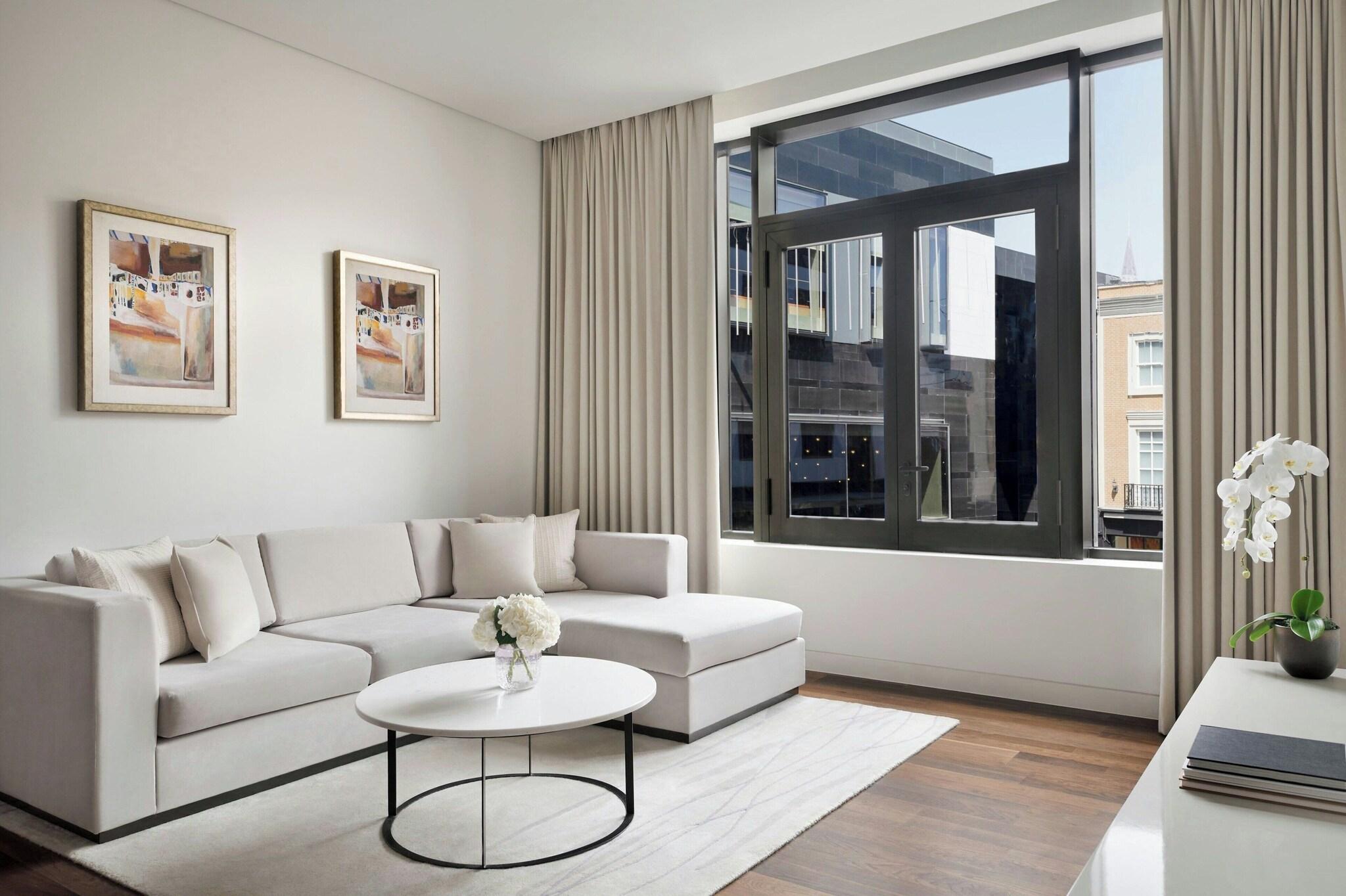 Junior Suite King Size Bed