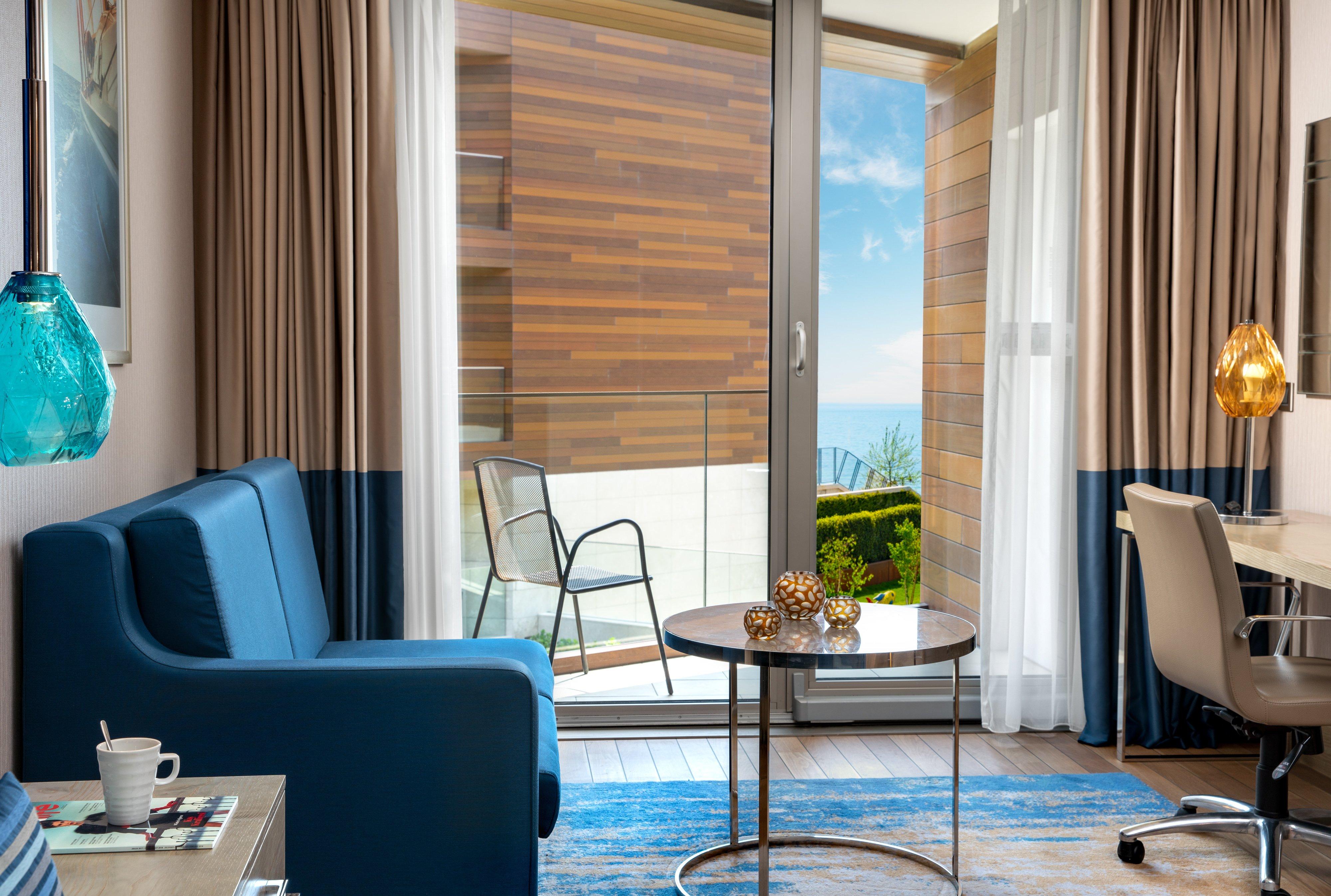 Double King Bed Non Smoking