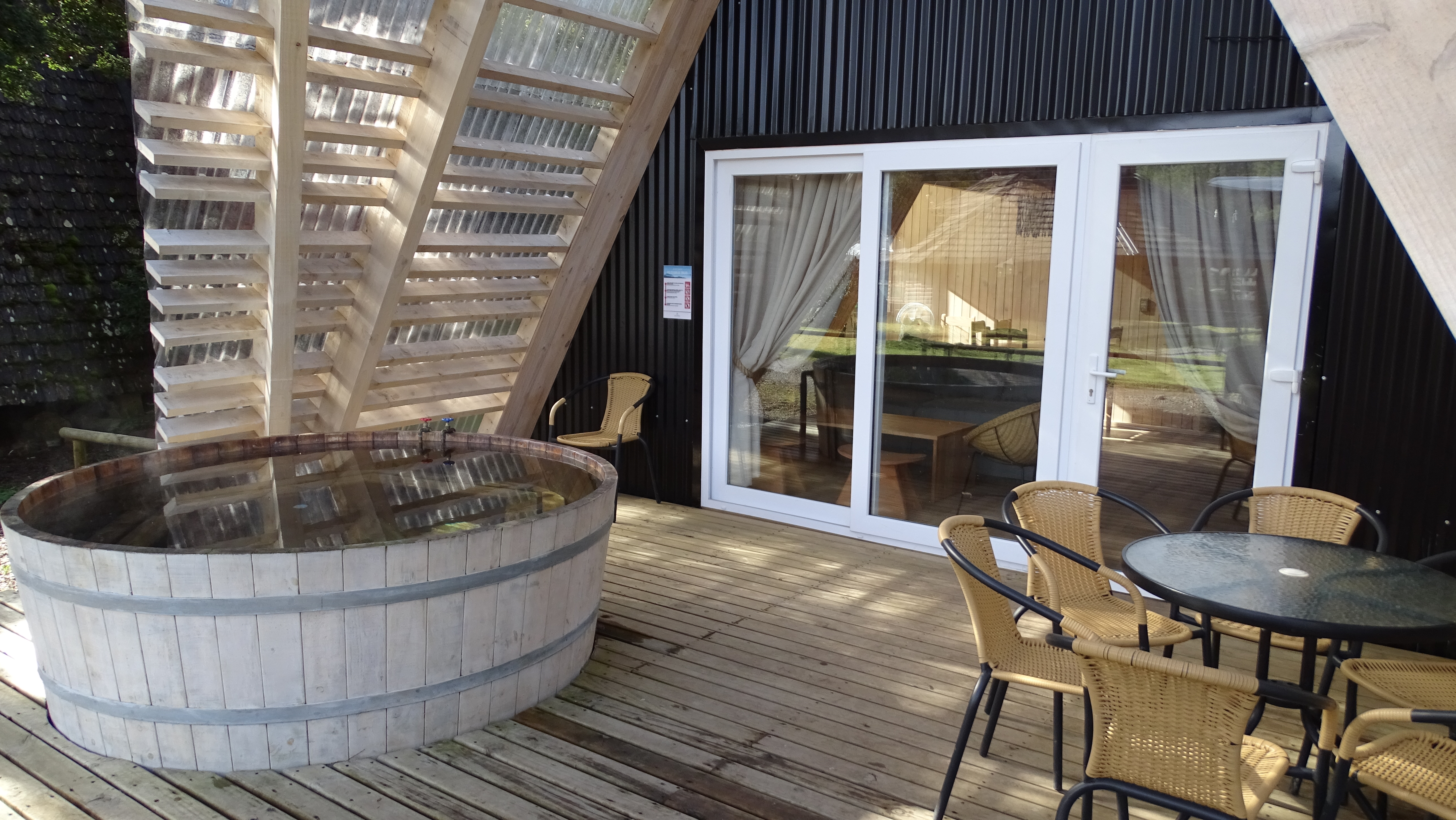 Bungalow Capacity 5 Three Bedroom