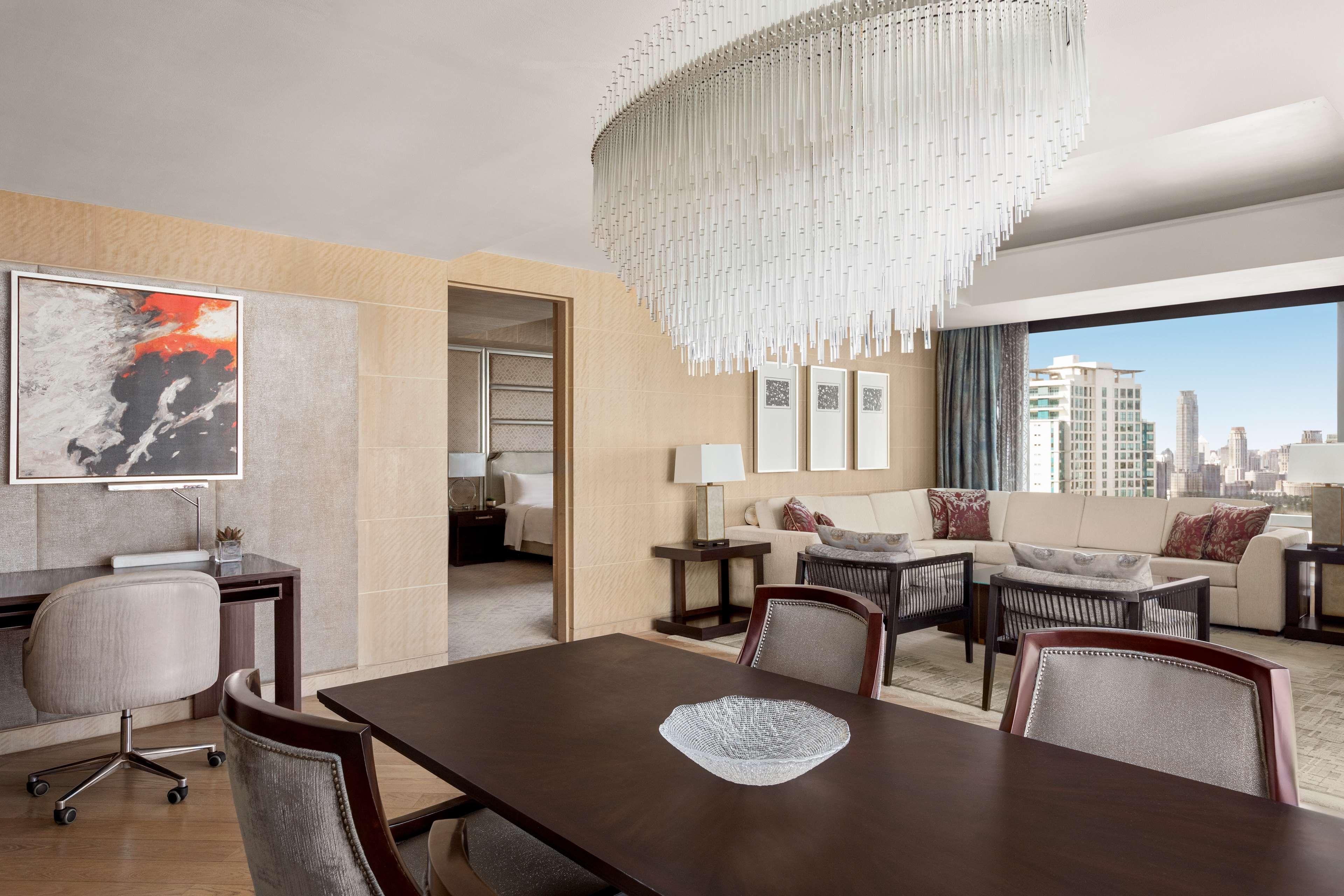 Suite Premier King Bed