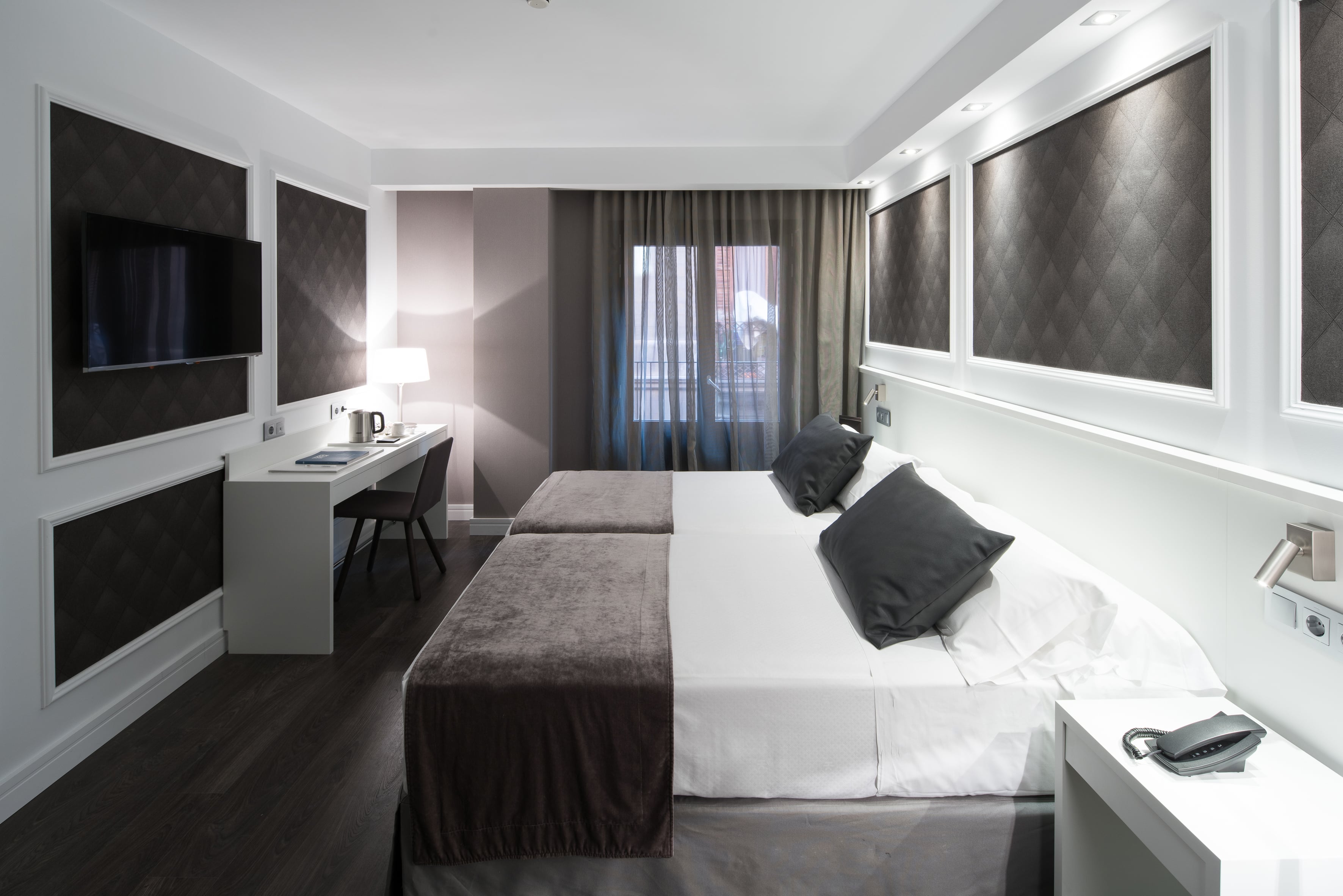 Double or Twin Standard