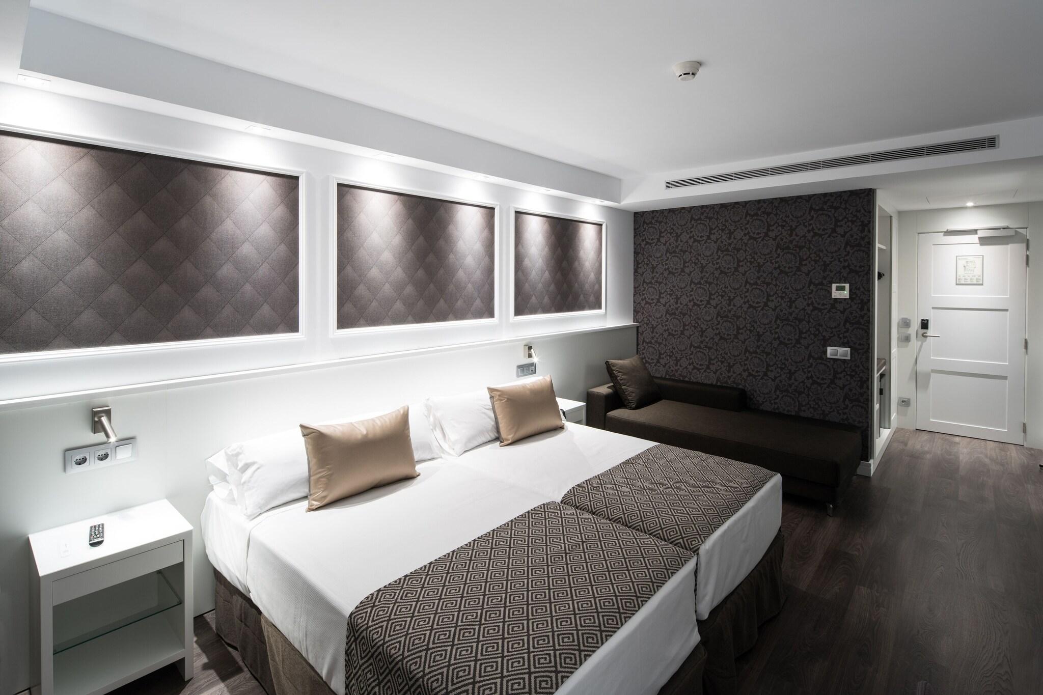 Quadruple Three Beds