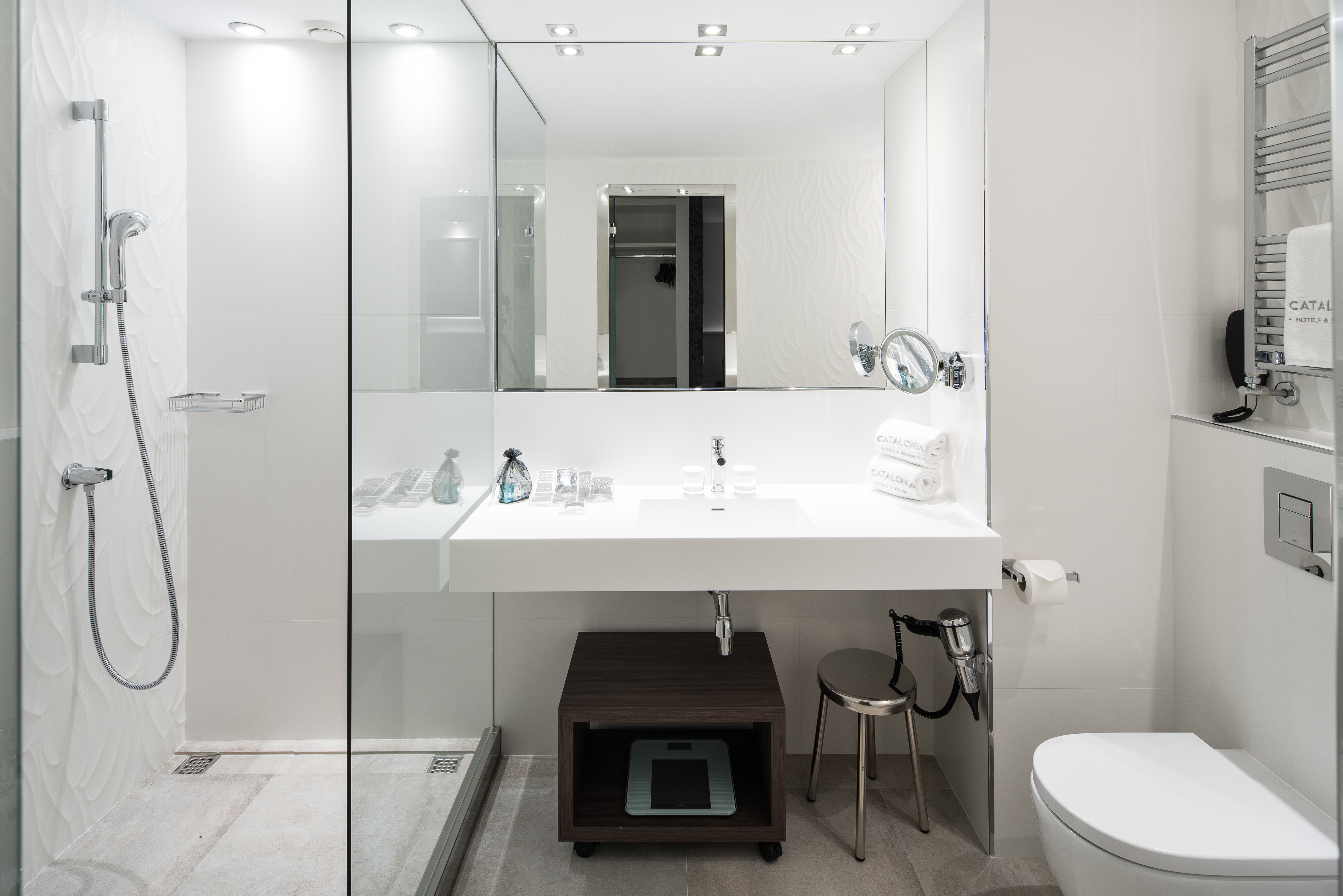 Double or Twin Standard