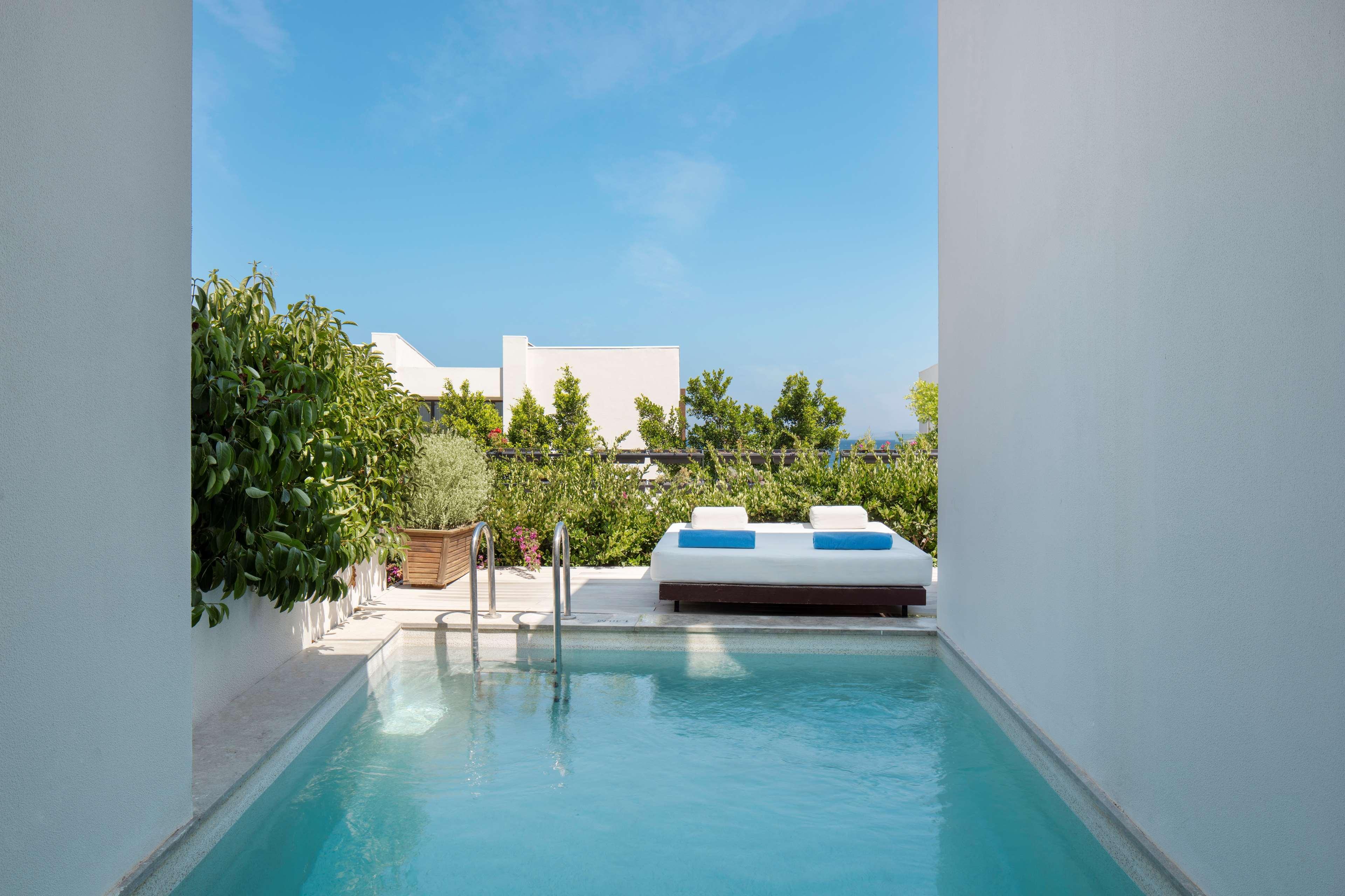 Junior Suite with Private Pool