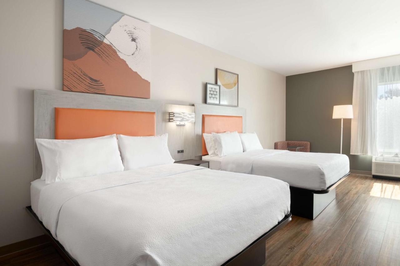 Double Two Queen Beds