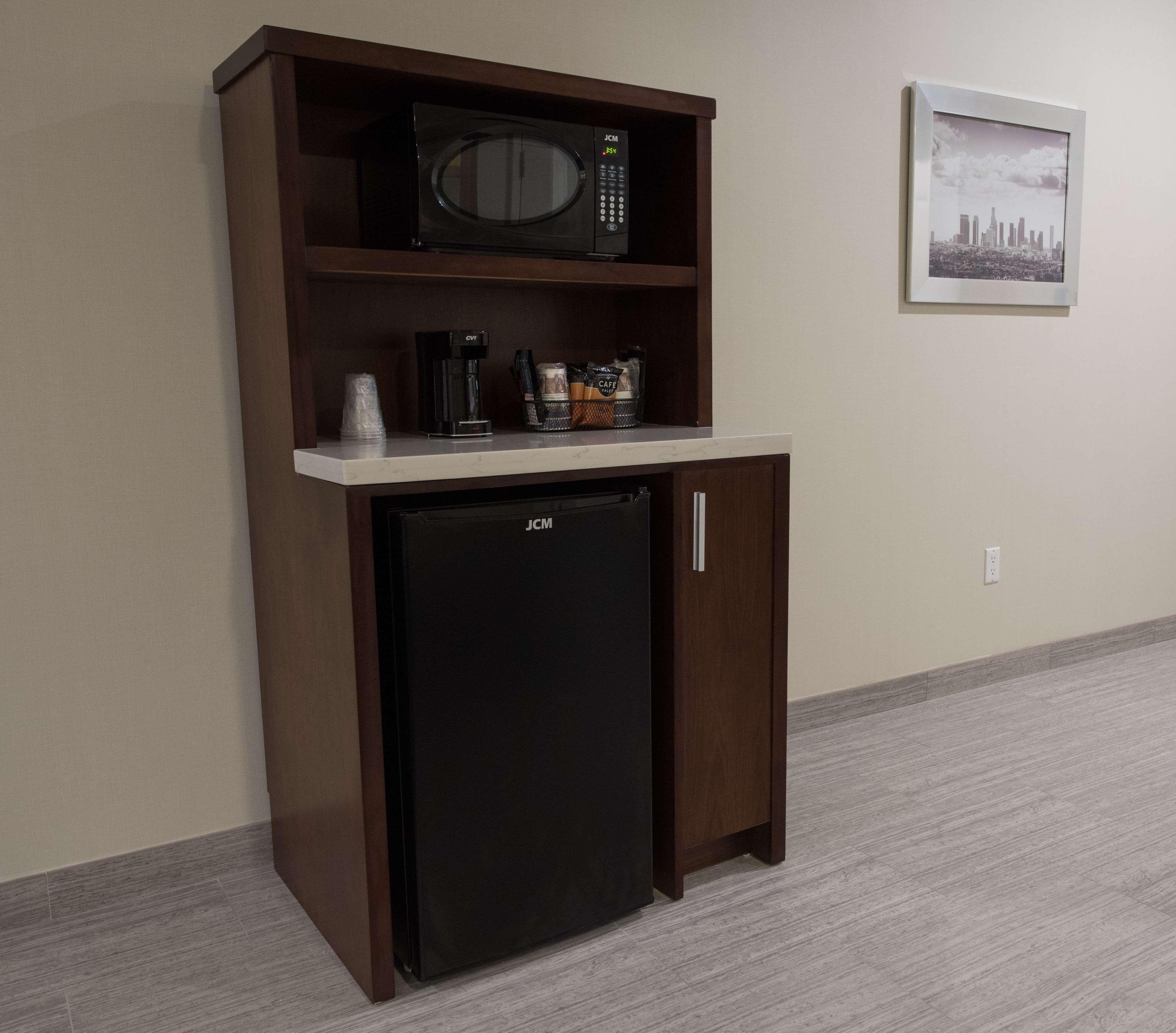 Suite Two Queen Beds