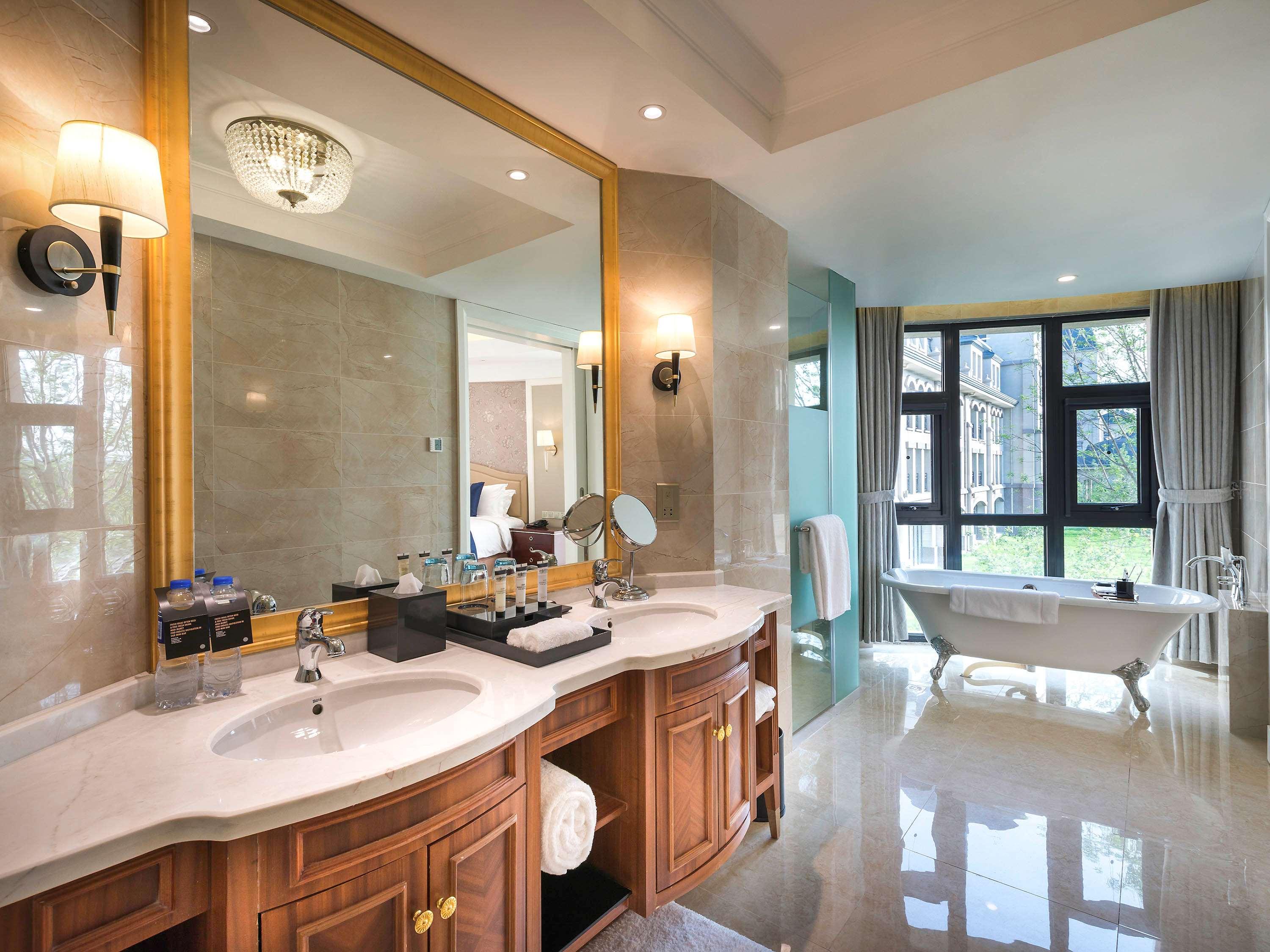 Suite Superior King Bed