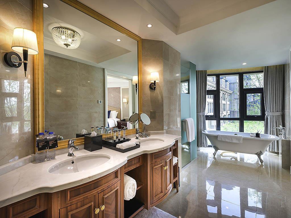 Suite Superior King Bed