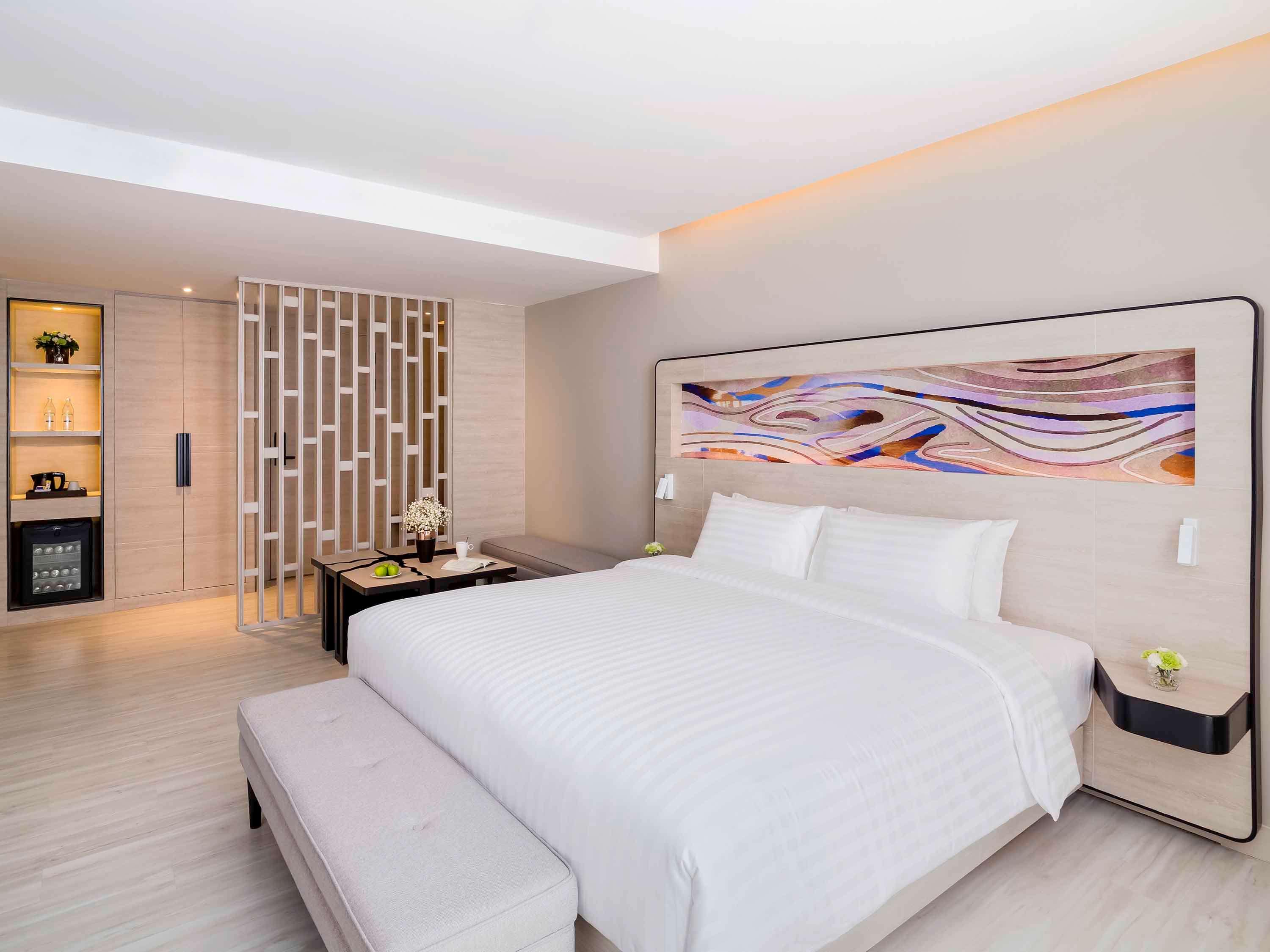 Junior Suite King Size Bed