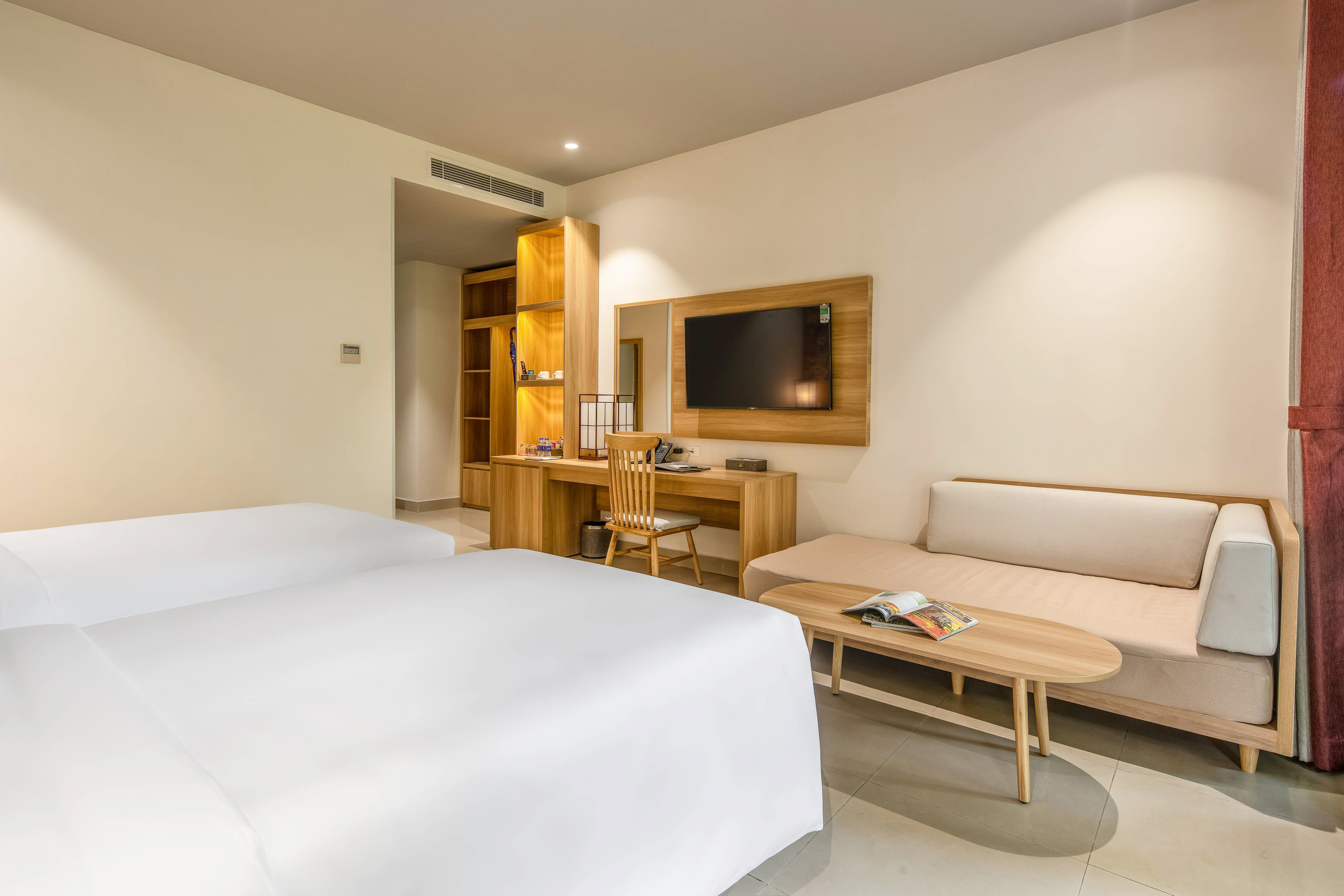 Twin Deluxe Garden View