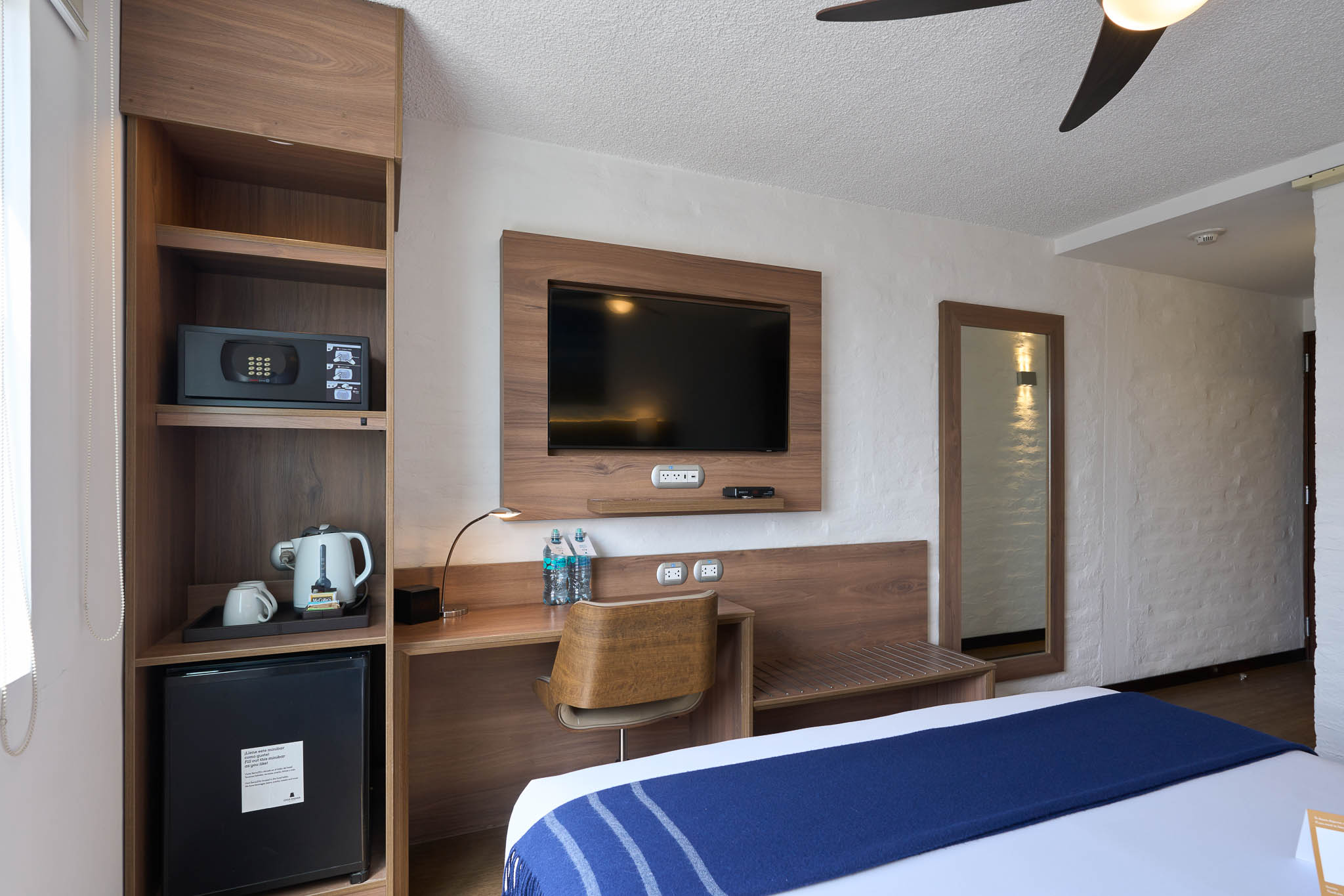 Double Queen Size Bed