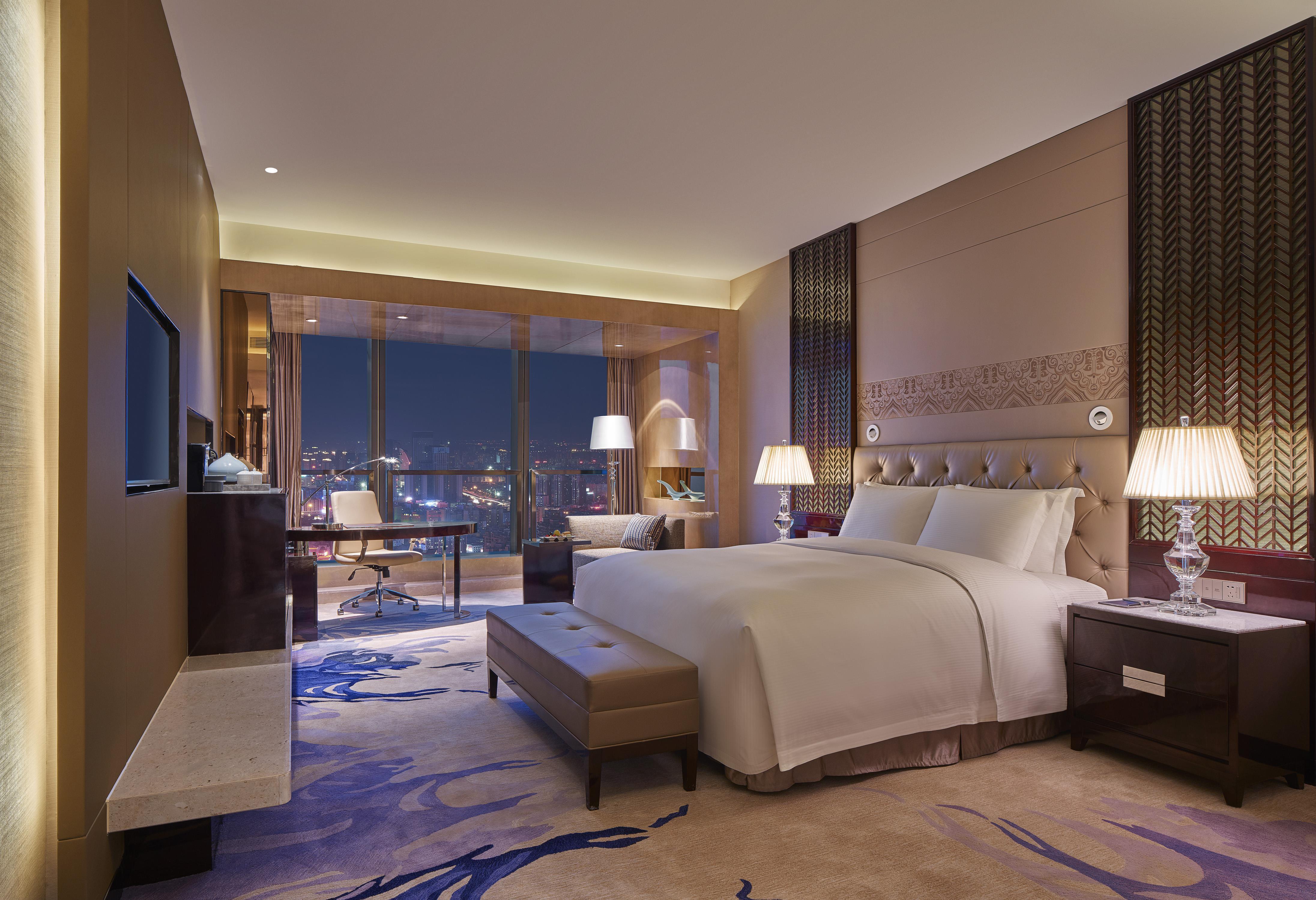 Room Executive King Bed