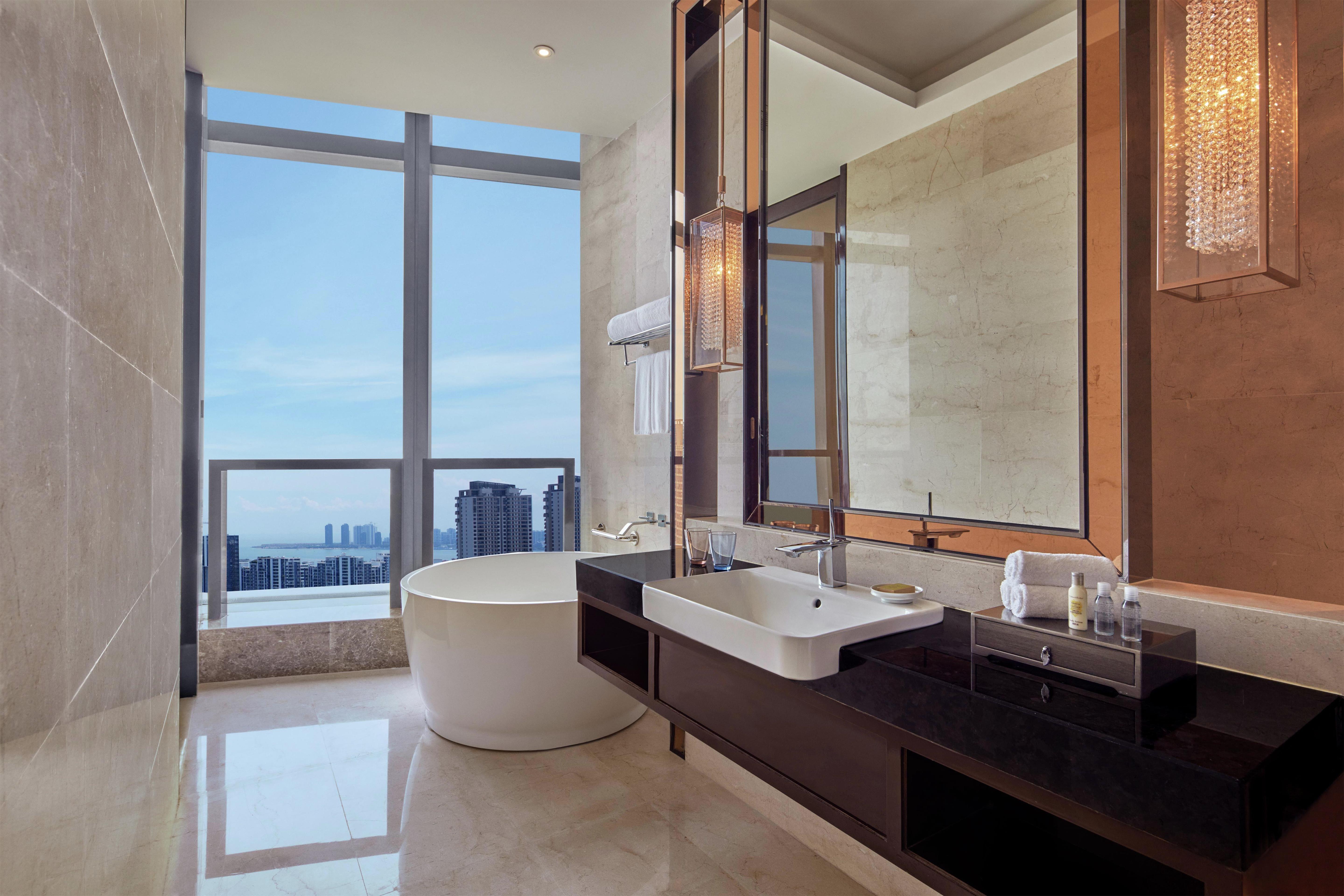 Studio Ocean View King Bed