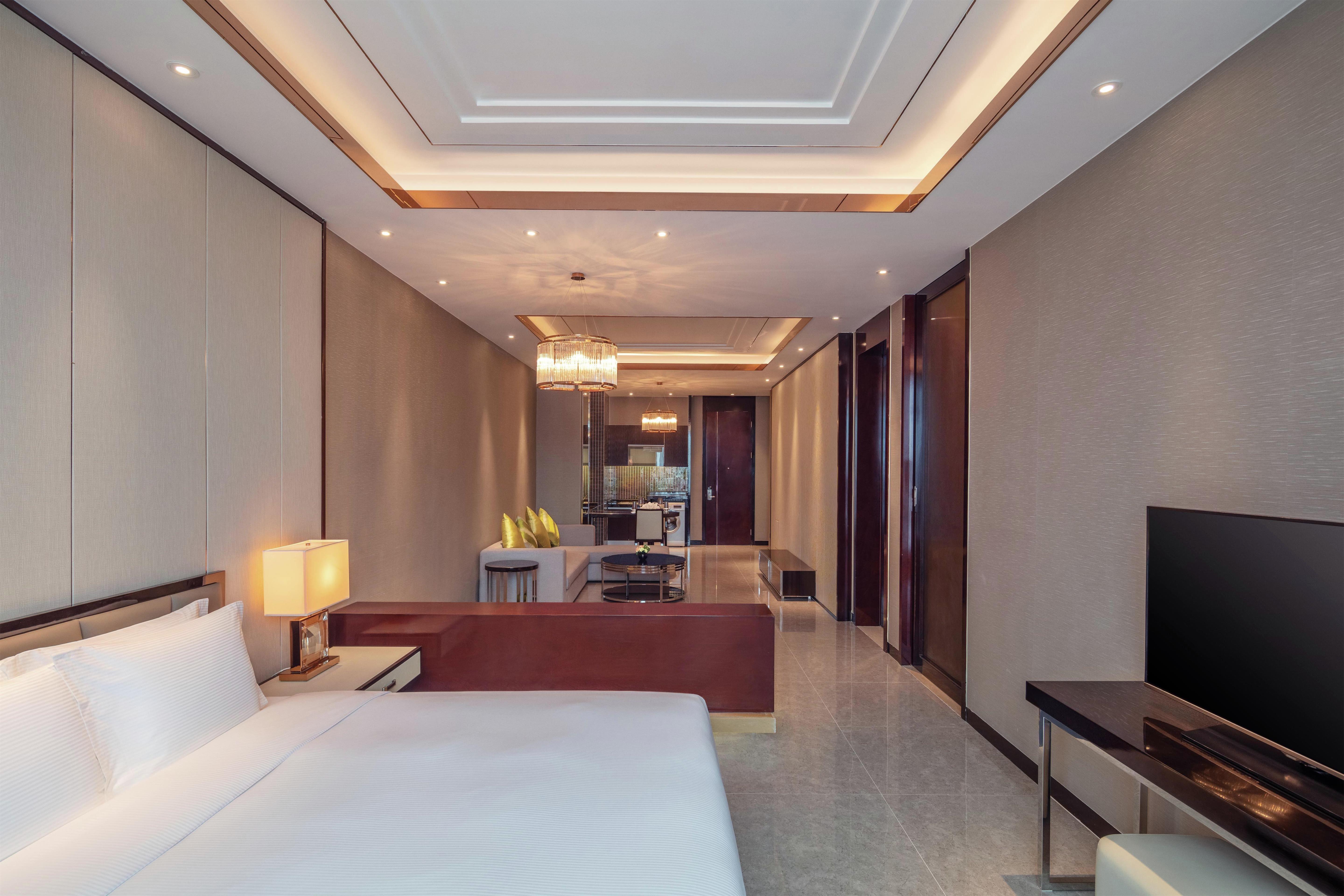 Studio King Size Bed