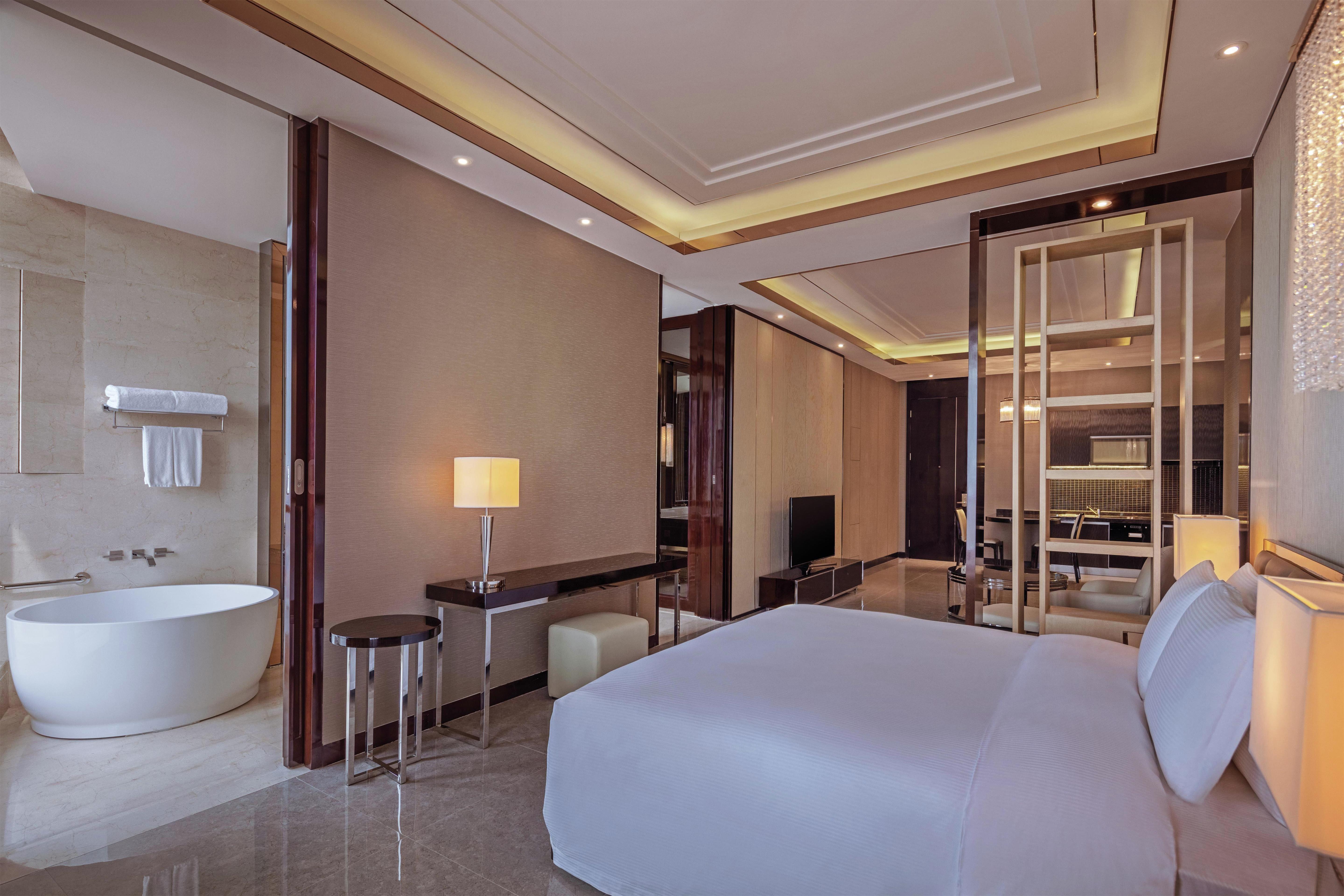 Studio Ocean View King Bed