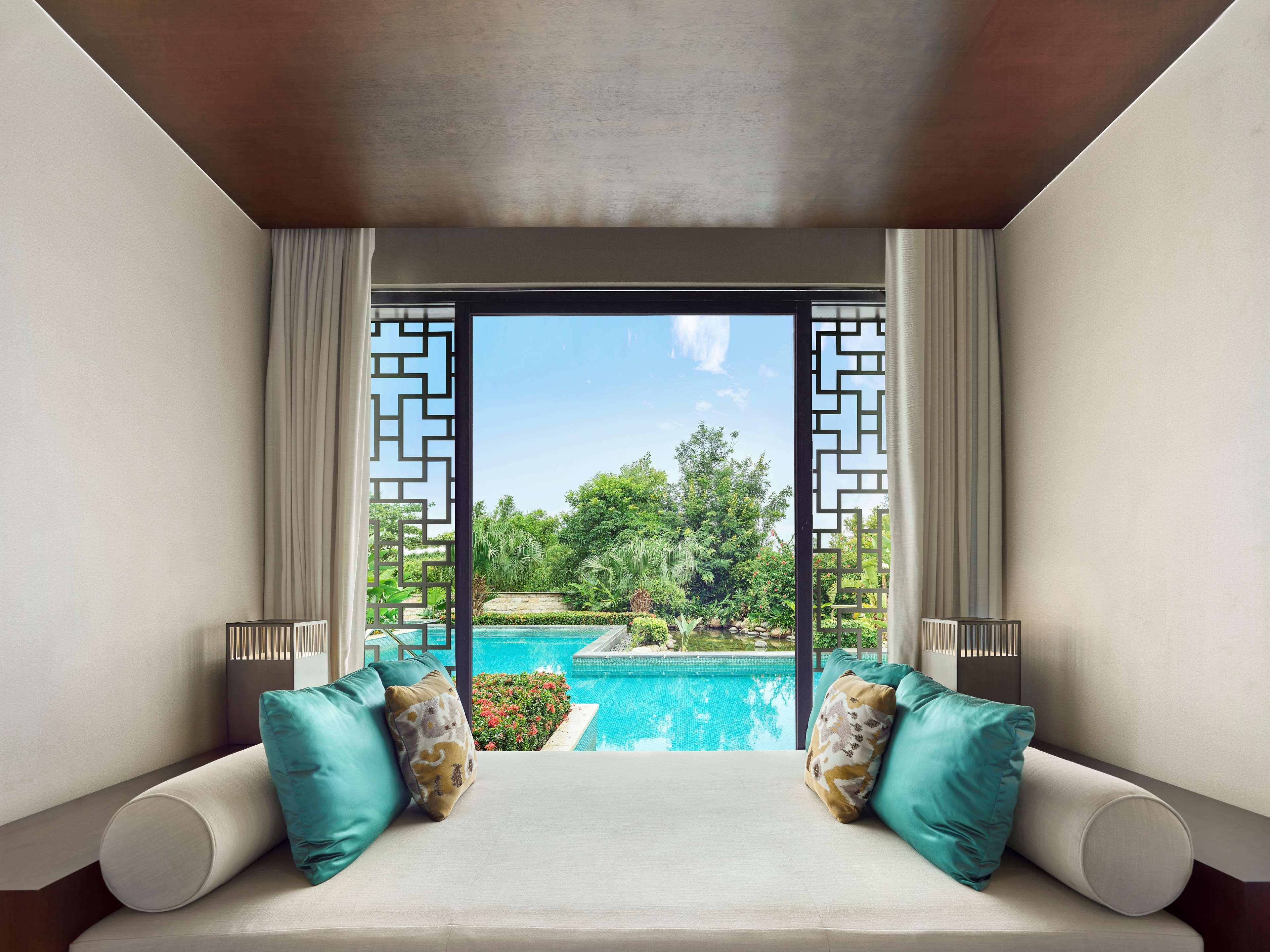 Twin Deluxe Ocean View