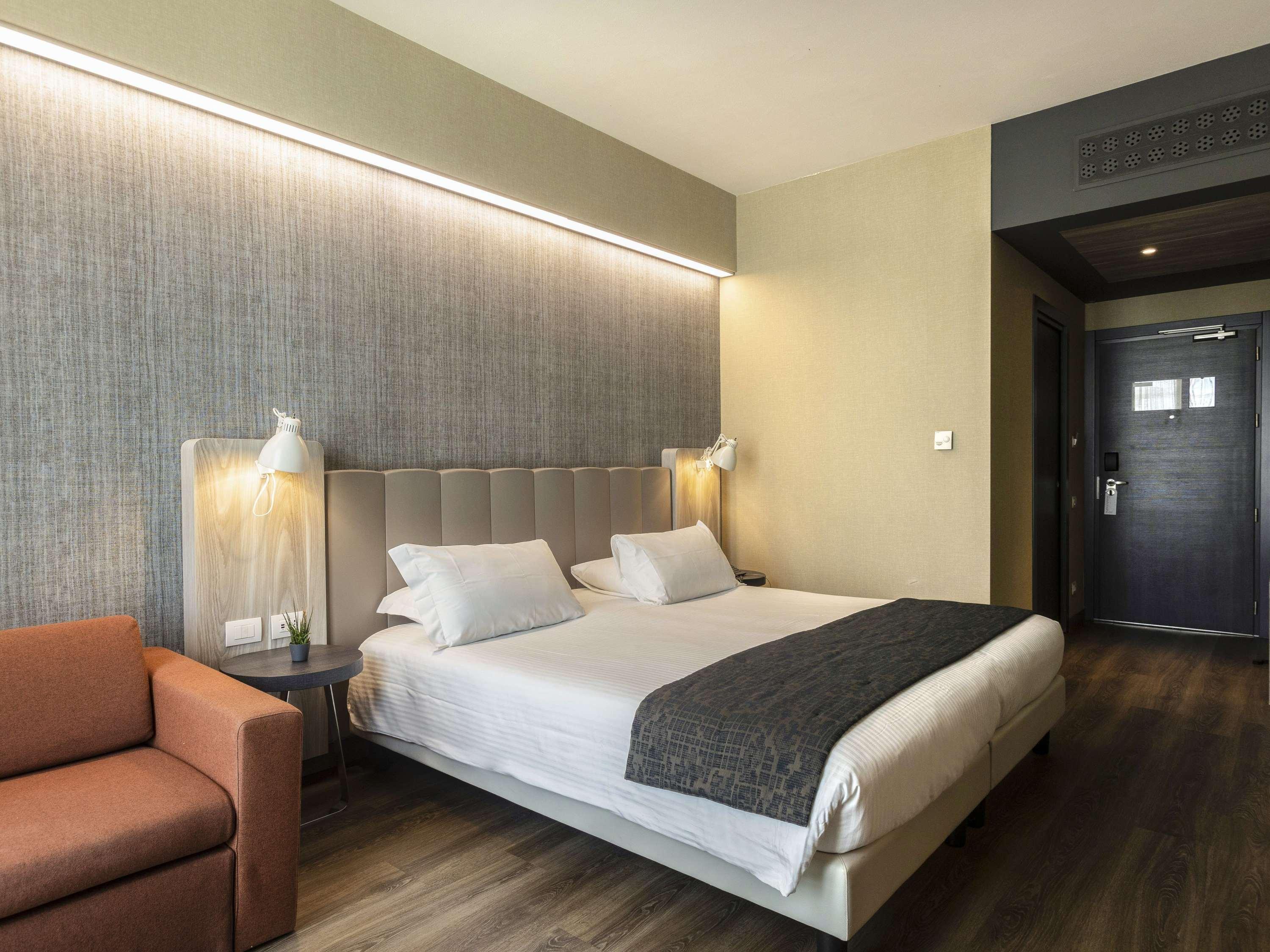 Double Superior King Bed